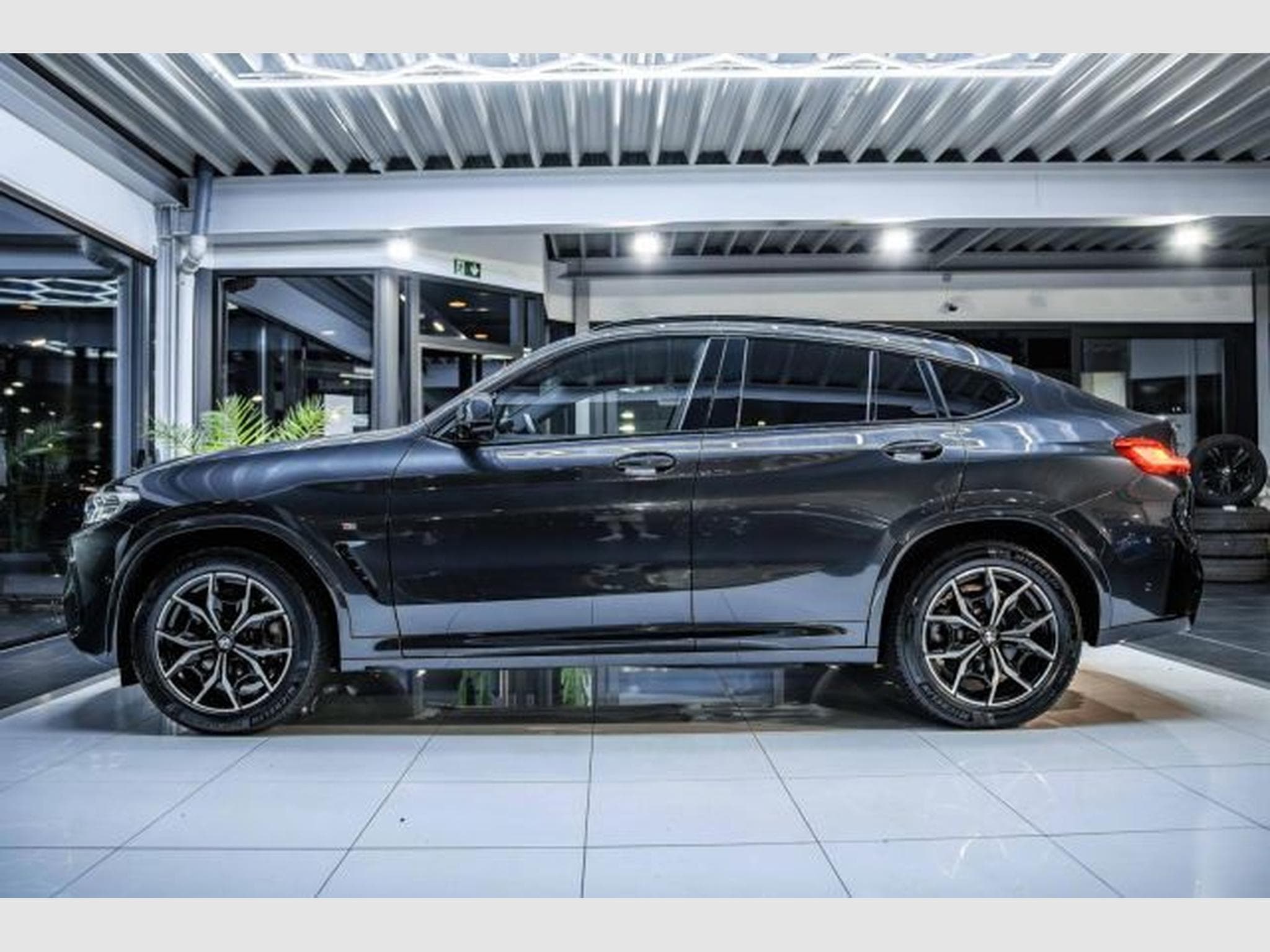 BMW X4 X4 20d xDrive M Sport 8G Laser Live Cockp Assist (2023) - Photo 12