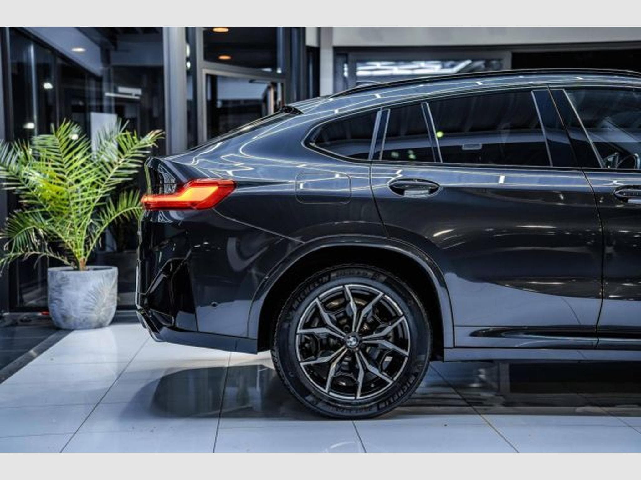 BMW X4 X4 20d xDrive M Sport 8G Laser Live Cockp Assist (2023) - Photo 9