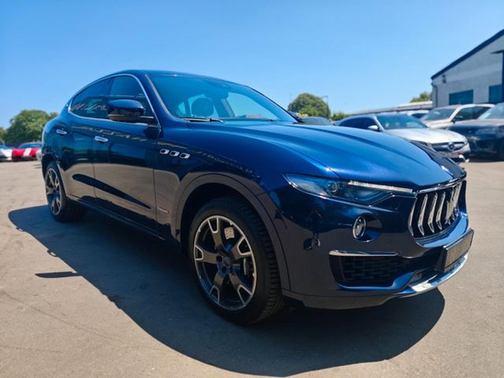 Maserati Levante LEVANTE DIESEL *PANO*AUT*LEDER*NAVI*KAM*LUFT* (2019) - Photo 4
