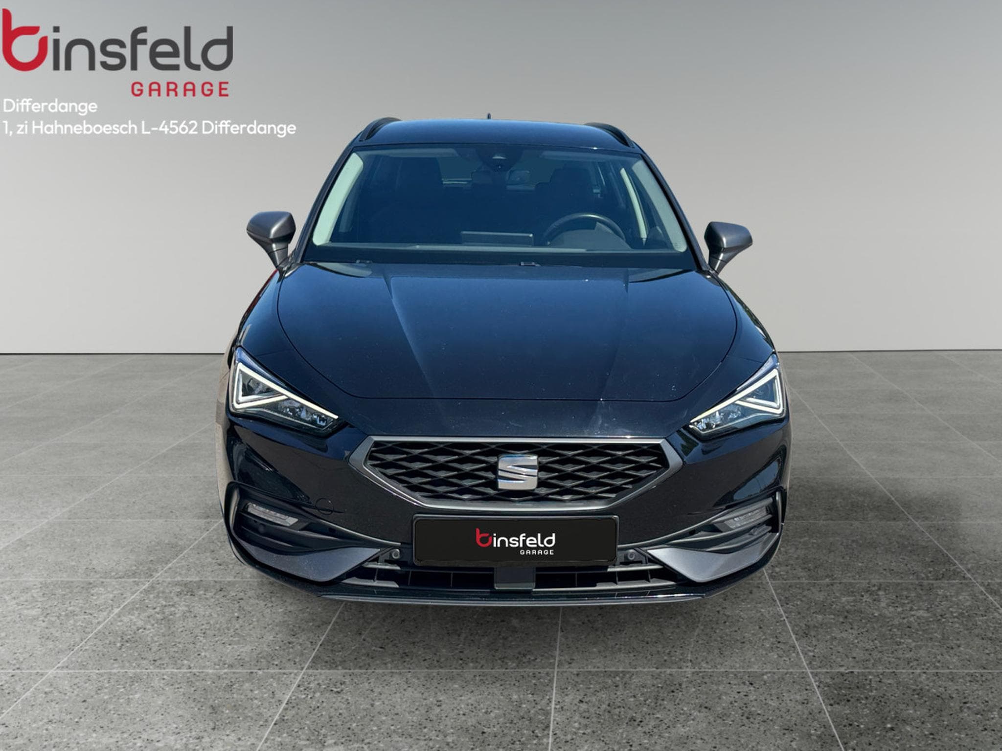 Seat Leon 2.0 CR TDi FR DPF DSG (2023) - Photo 8