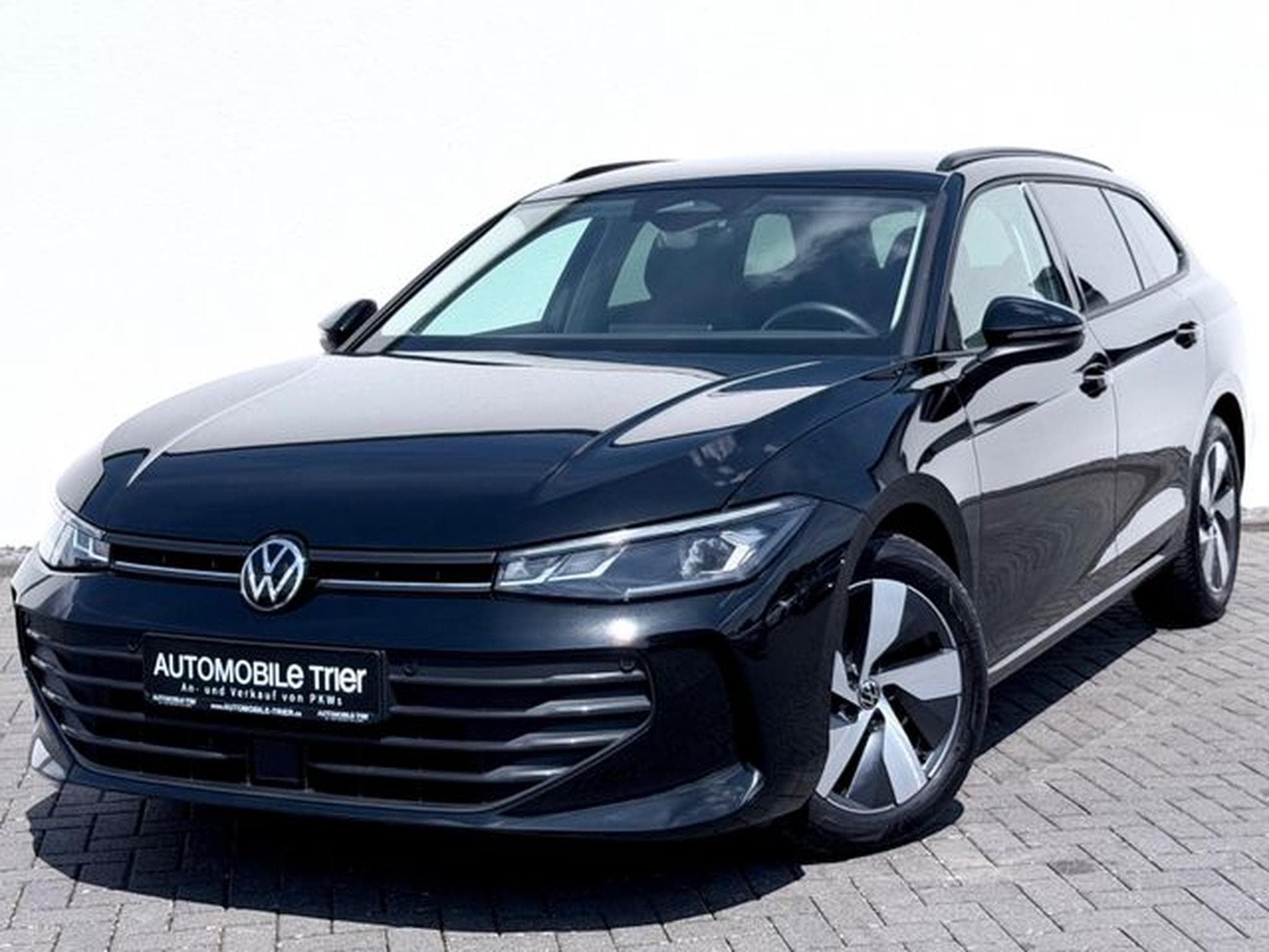 VW Passat Passat Variant 1.5 TSI DSG /LED/ACC/CAM/1.HAND/ (2025) - Photo 1