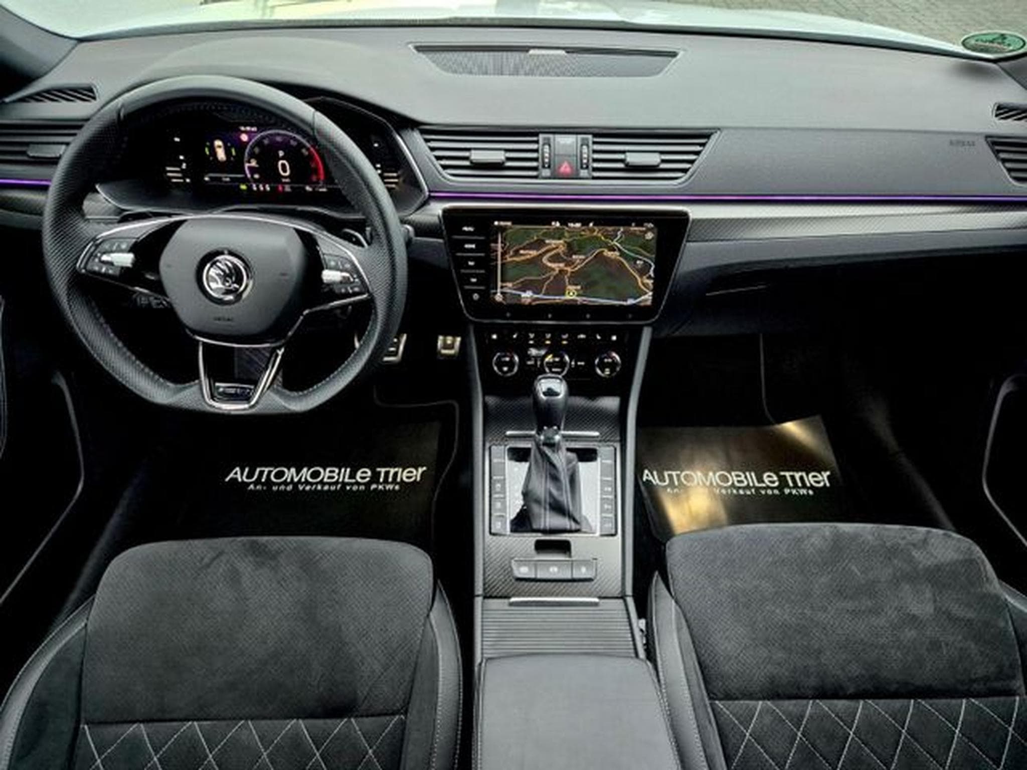 Skoda Superb Superb Combi Sportline 2.0 TSI DSG / / 1.HAND // (2022) - Photo 10