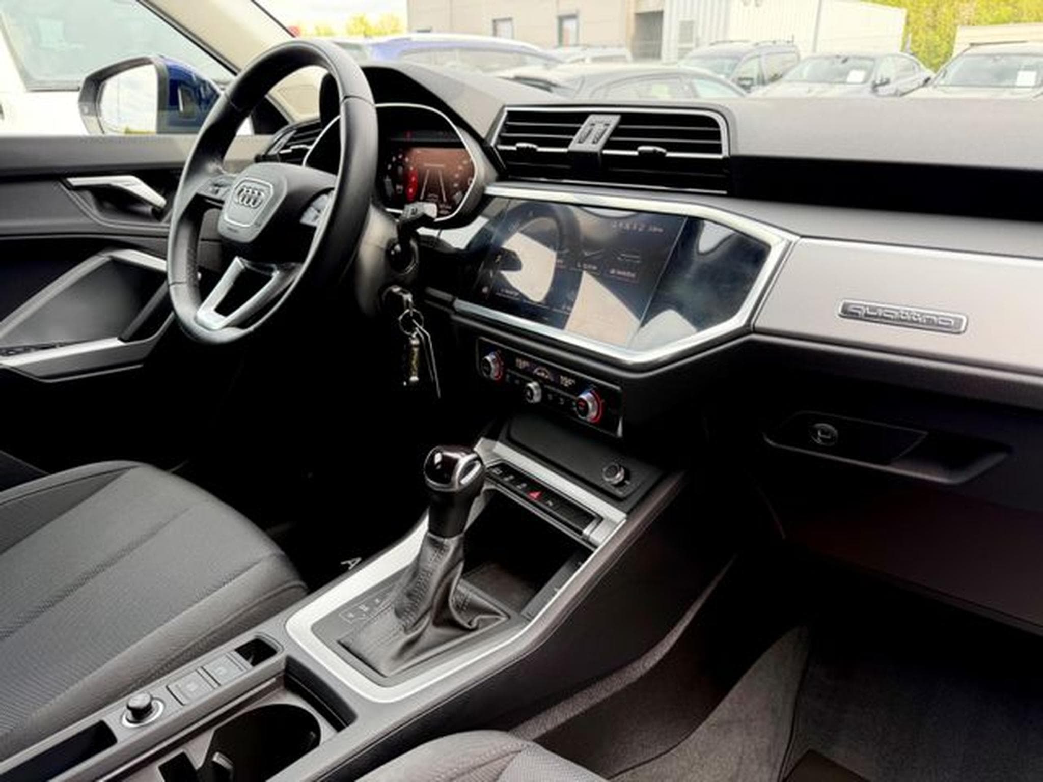 Audi Q3 Q3 Sportback 40 TFSI quattro S line /1.HAND/ (2023) - Photo 12