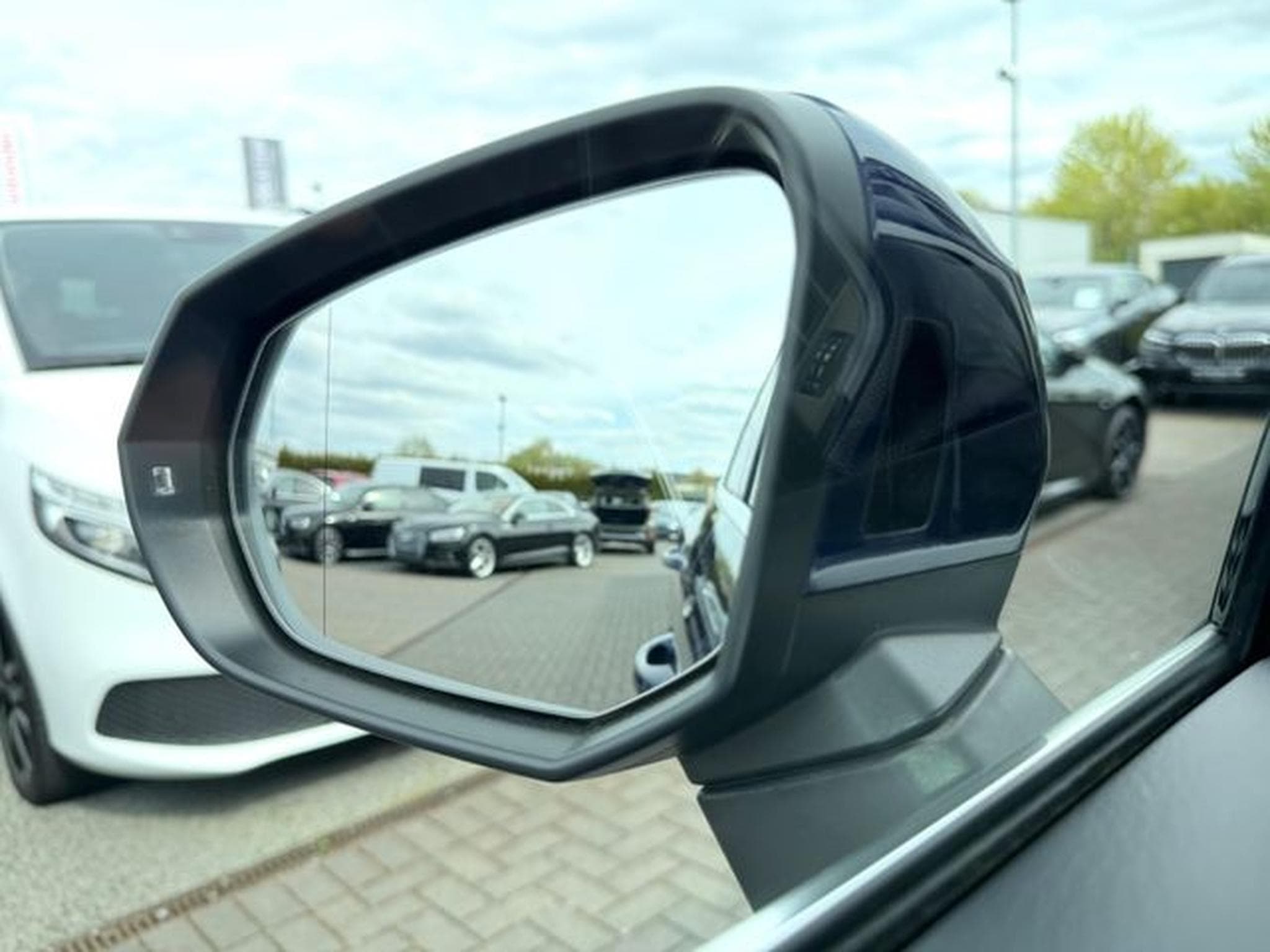 Audi Q3 Q3 Sportback 40 TFSI quattro S line /1.HAND/ (2023) - Photo 17