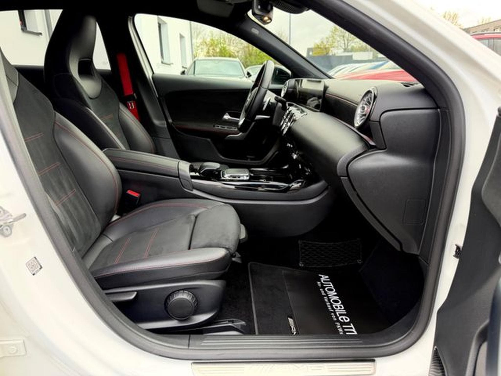 Mercedes A 35 AMG A 35 AMG 4Matic /NAVI/LED/CAM/GARANTIE/ (2019) - Photo 11