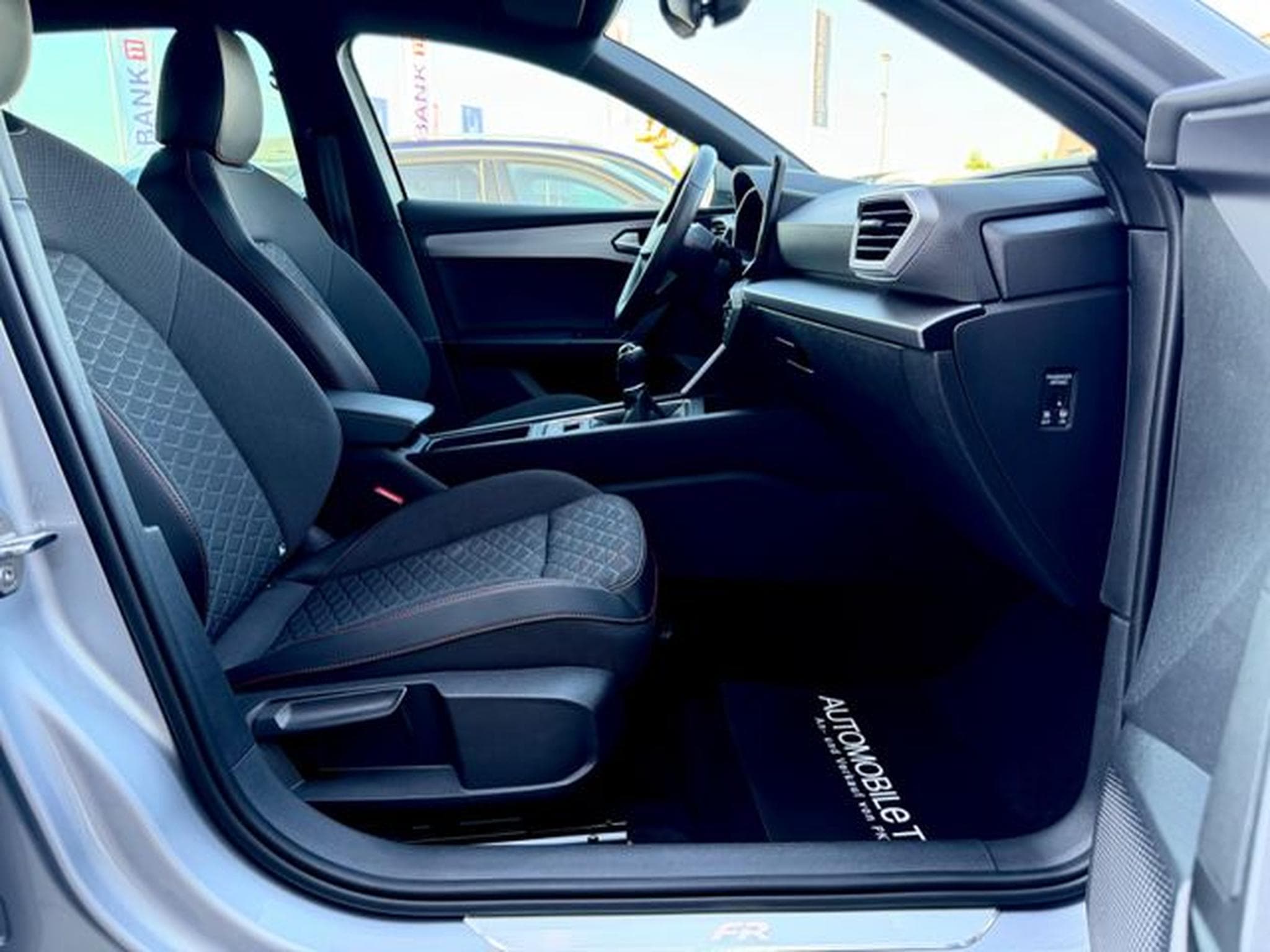 Seat Leon Leon FR 2.0 TDI /NAVI/LED/LHZ/PDC/GARANTIE/ (2022) - Photo 12