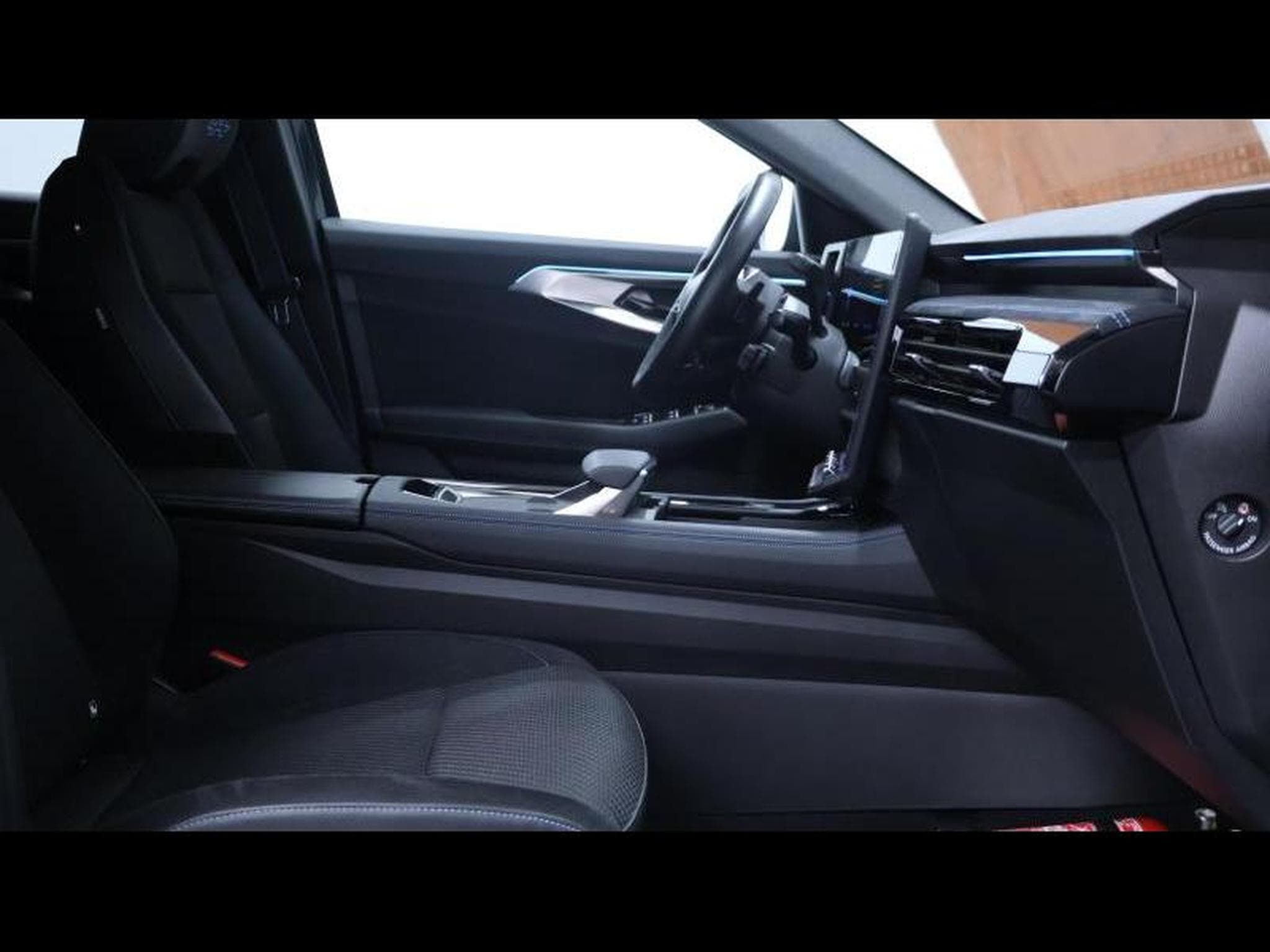 Renault Espace 1.2 E-Tech Hybrid 200ch Esprit Alpine 4Control (2024) - Photo 11