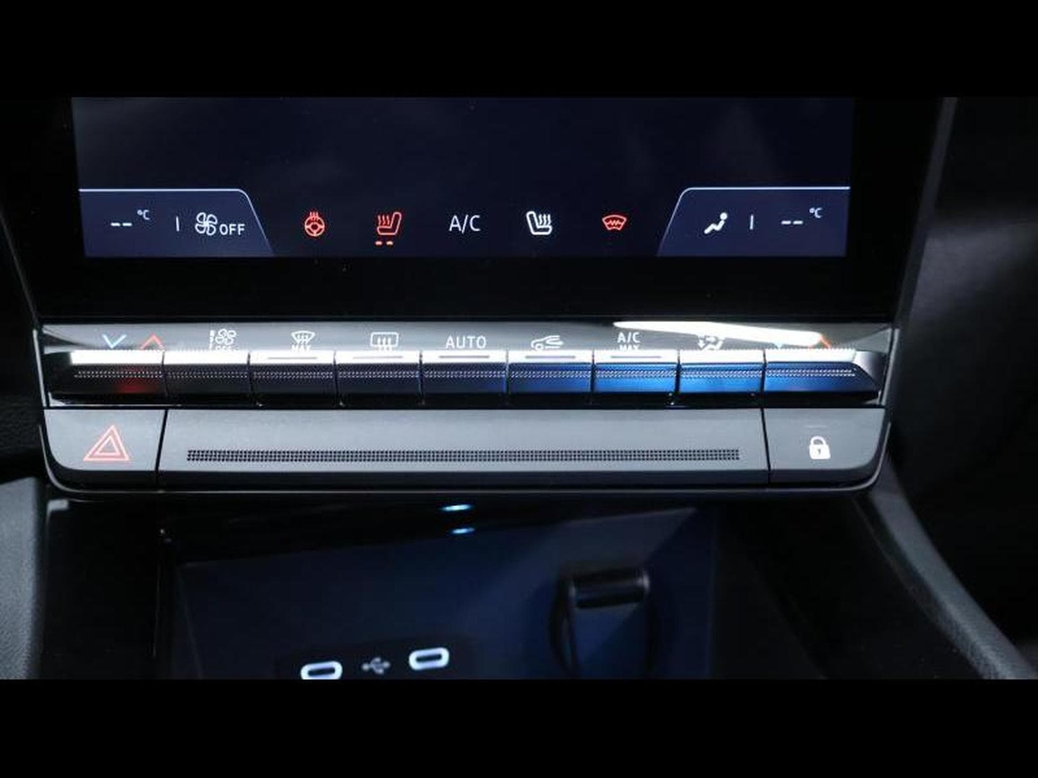 Renault Espace 1.2 E-Tech Hybrid 200ch Esprit Alpine 4Control (2024) - Photo 21