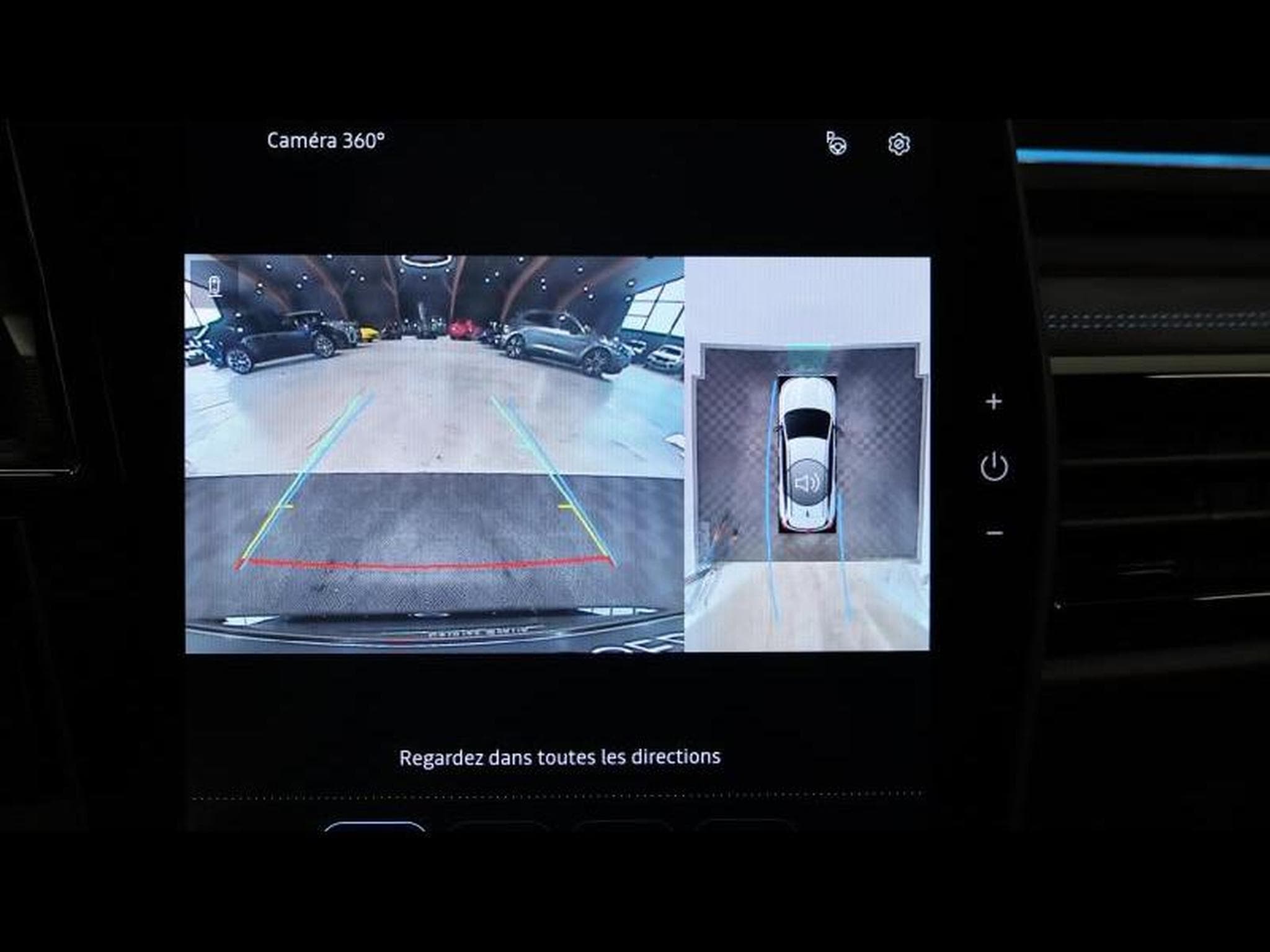 Renault Espace 1.2 E-Tech Hybrid 200ch Esprit Alpine 4Control (2024) - Photo 24