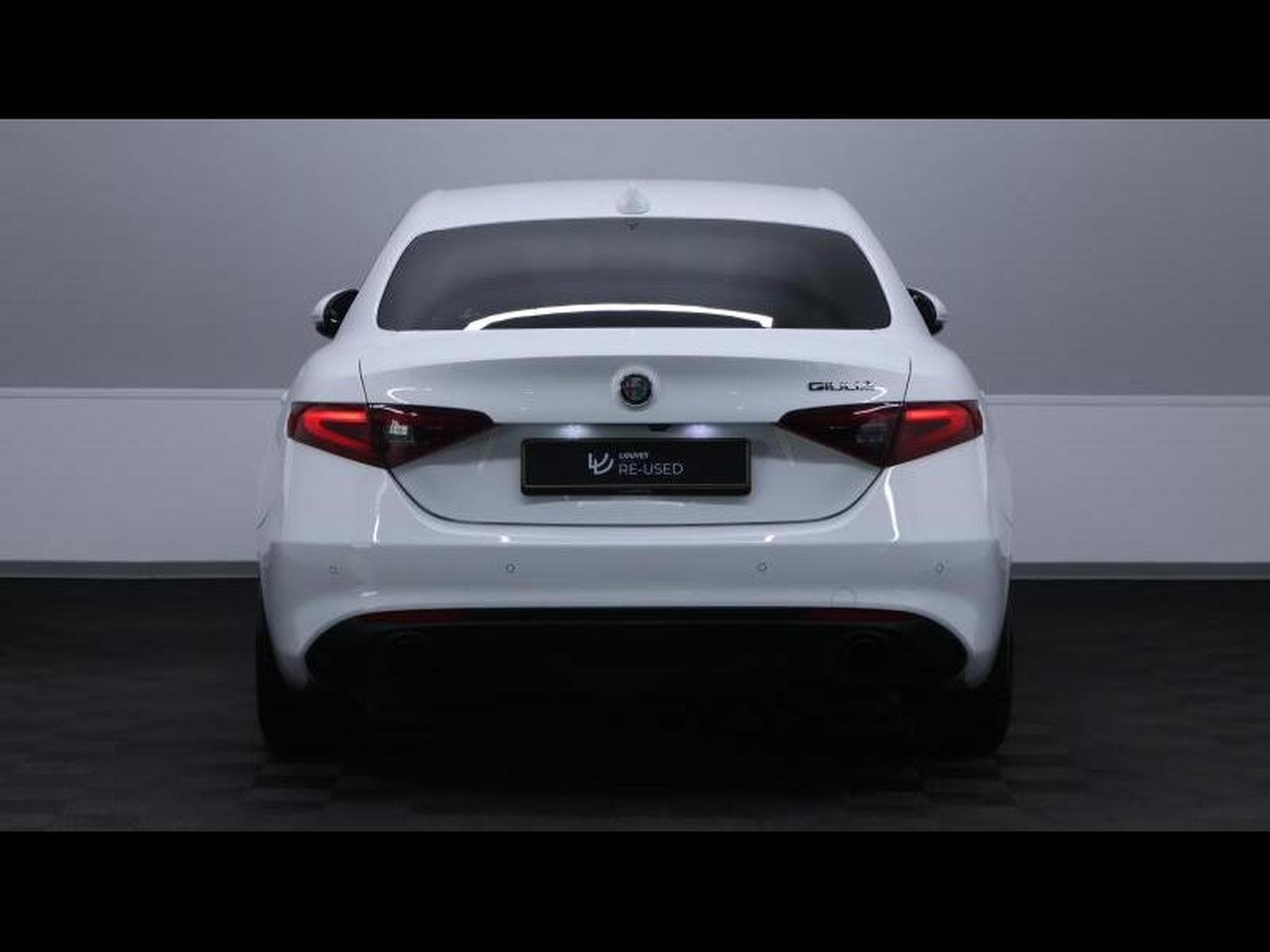 Alfa-Romeo Giulia 2.2 JTD 160 Auto (2022) - Photo 6