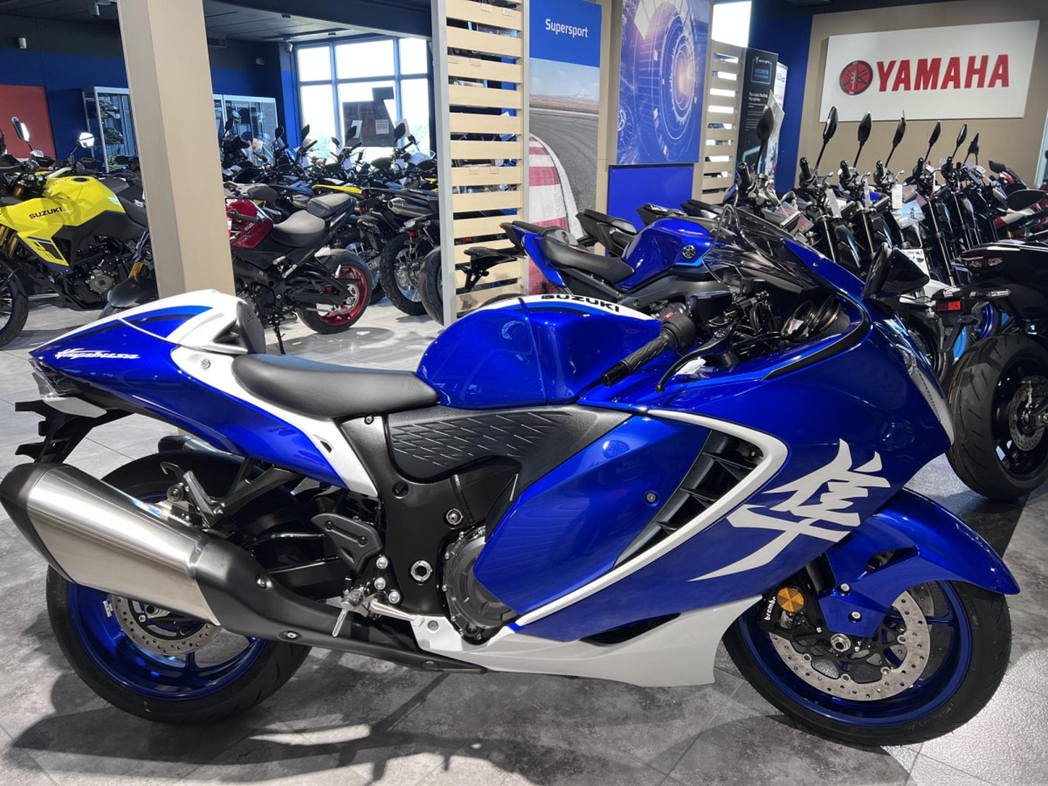 Suzuki Hayabusa 1300 (2026) - Photo 1
