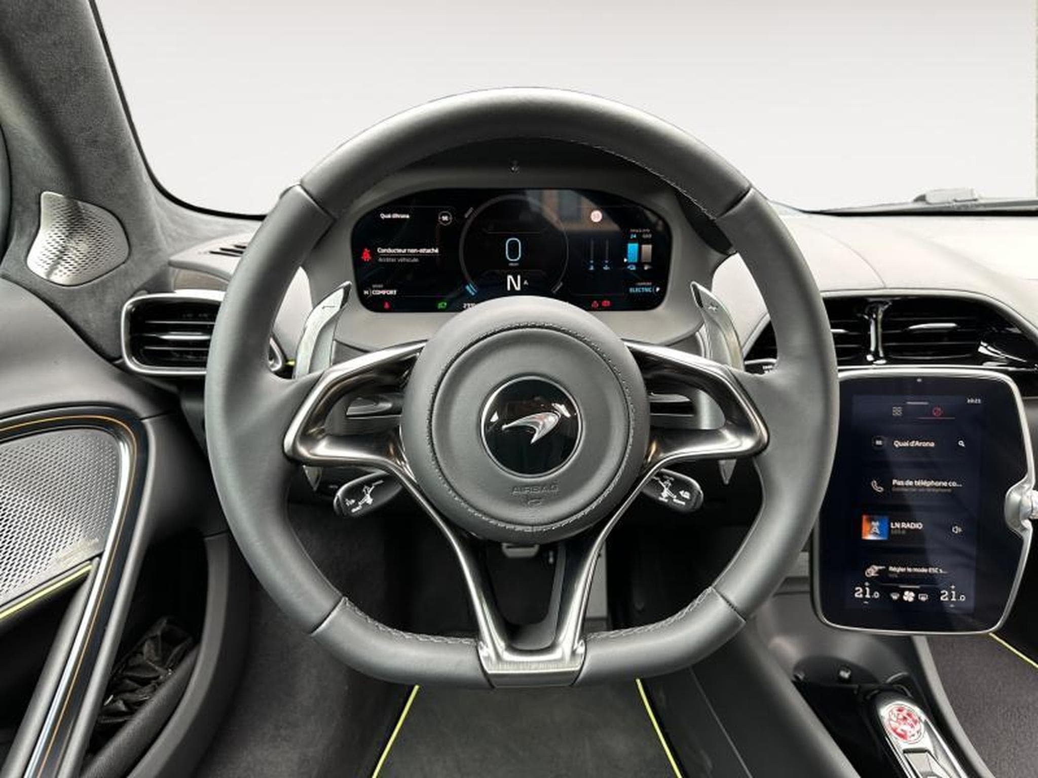 McLaren Artura Coupé *PPF MAT** / Hyrbide (2023) - Photo 12