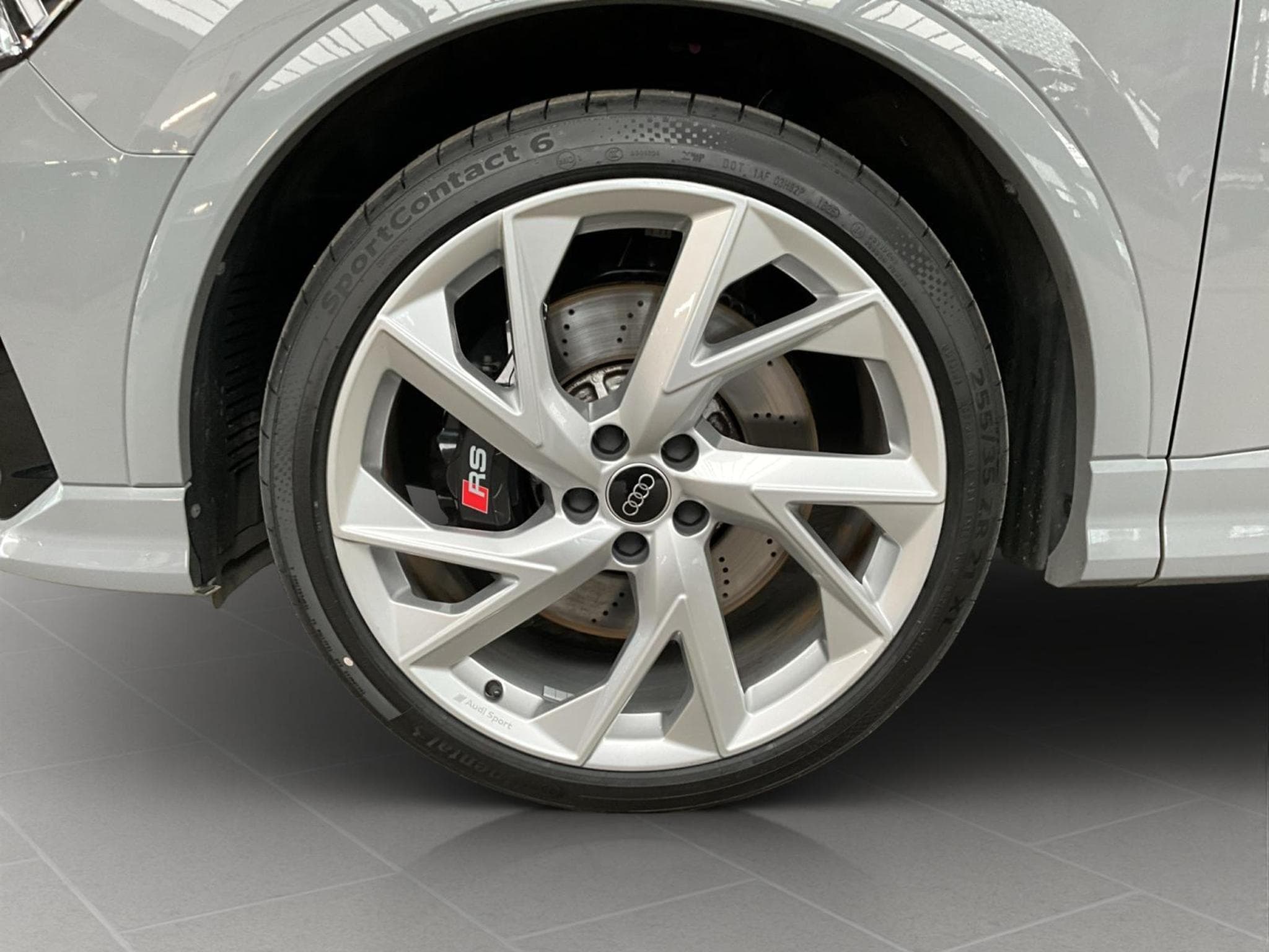 Audi RSQ3 TFSI+Quattro+S-Tronic+Led+LM21 (2024) - Photo 8