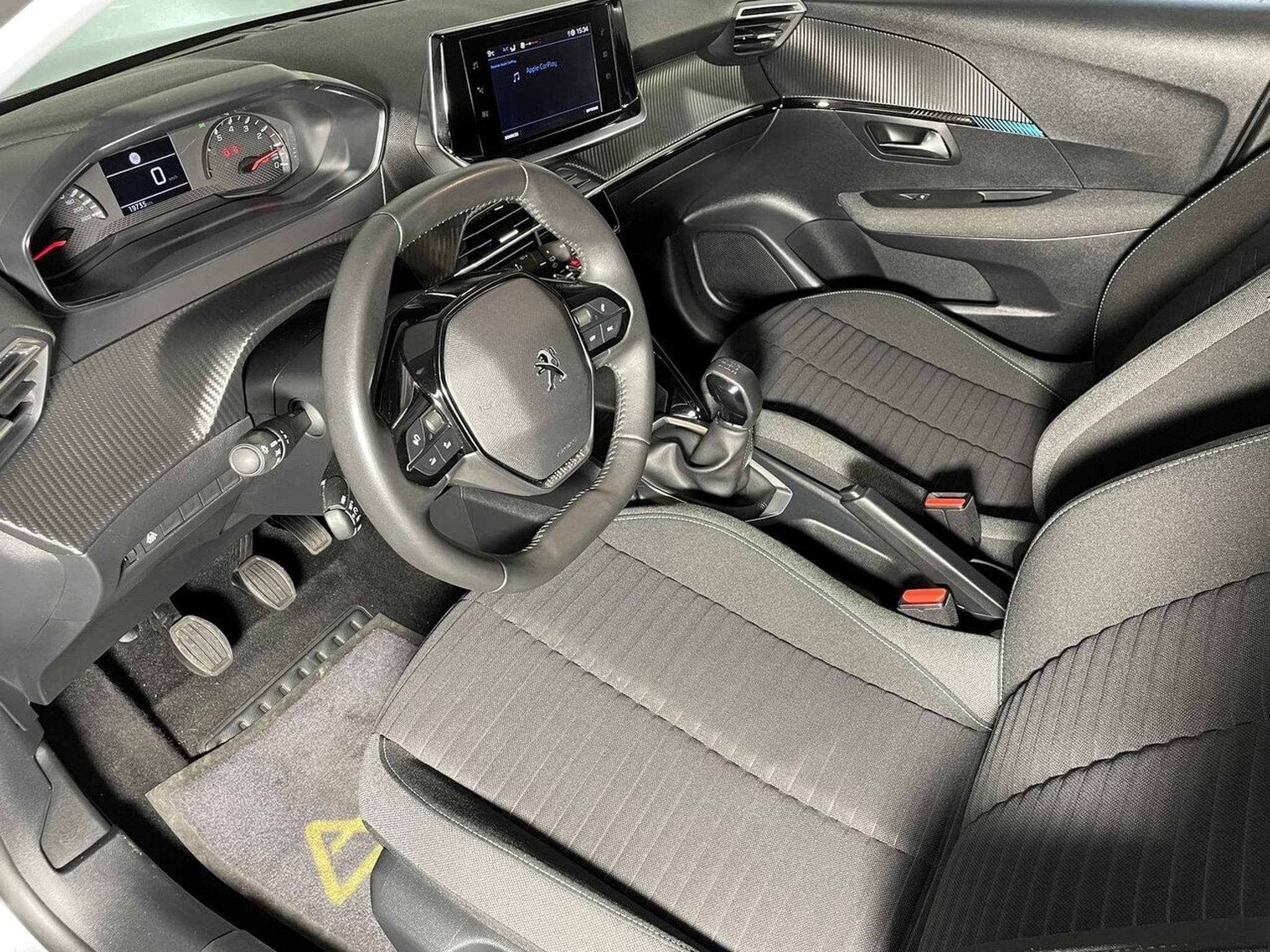 Peugeot 208 1.2 ESSENCE 75 CV STYLE CARPLAY 5P (2023) - Photo 10