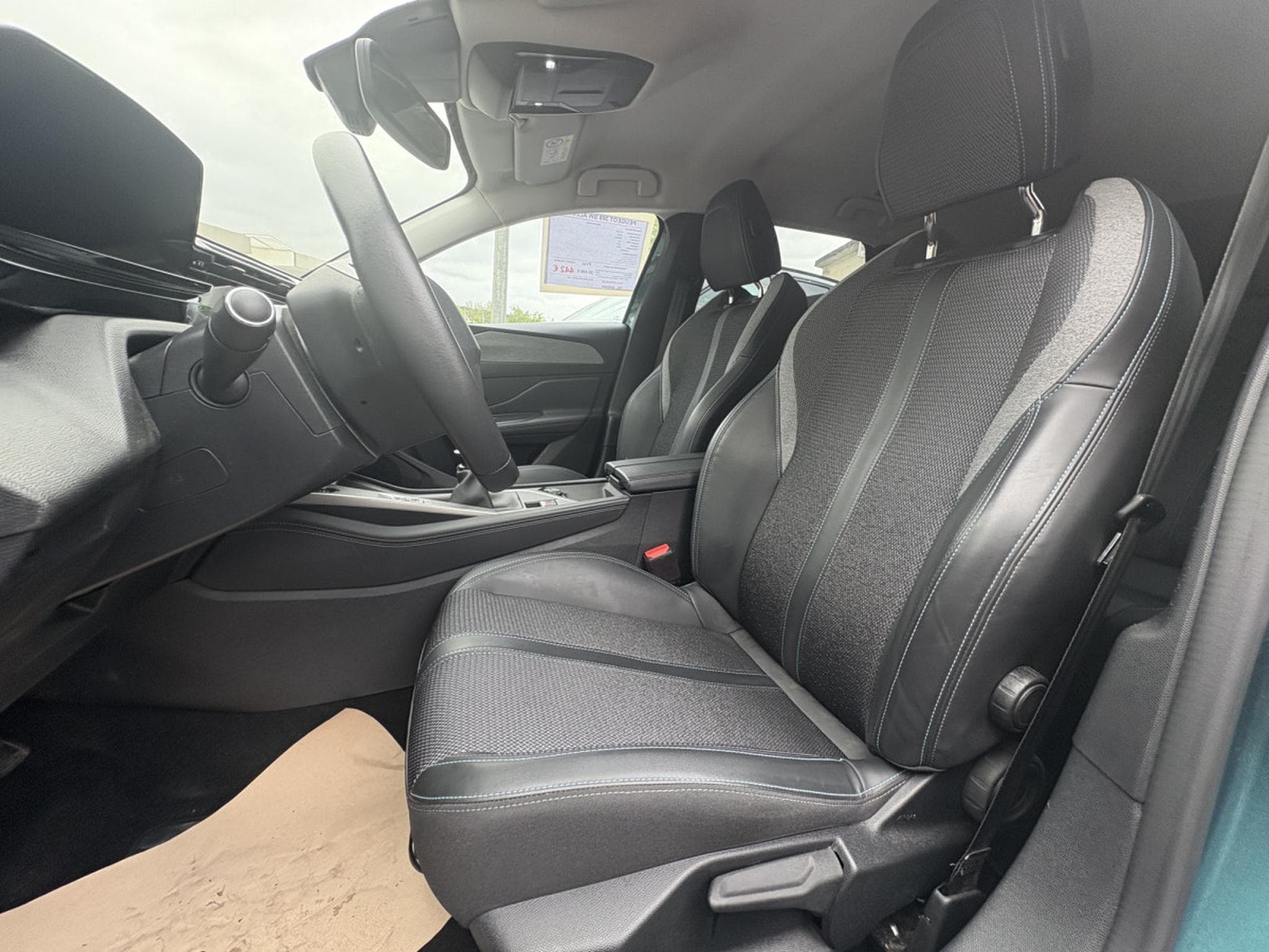 Peugeot 308 SW ALLURE 1.2 PURETECH 96KW * GARANTIE 36 MOIS * (2024) - Photo 3
