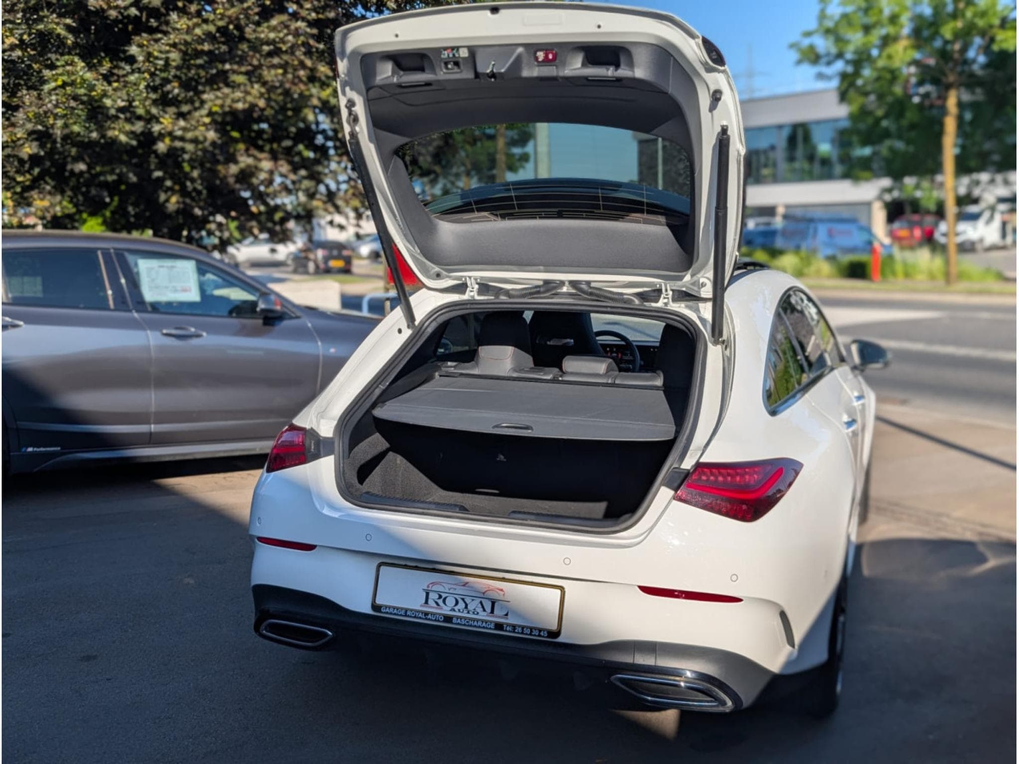 Mercedes CLA 200 Shooting Brake AMG LINE * CAMERA 360 * PANORAMA * 7G-DCT (2025) - Photo 15
