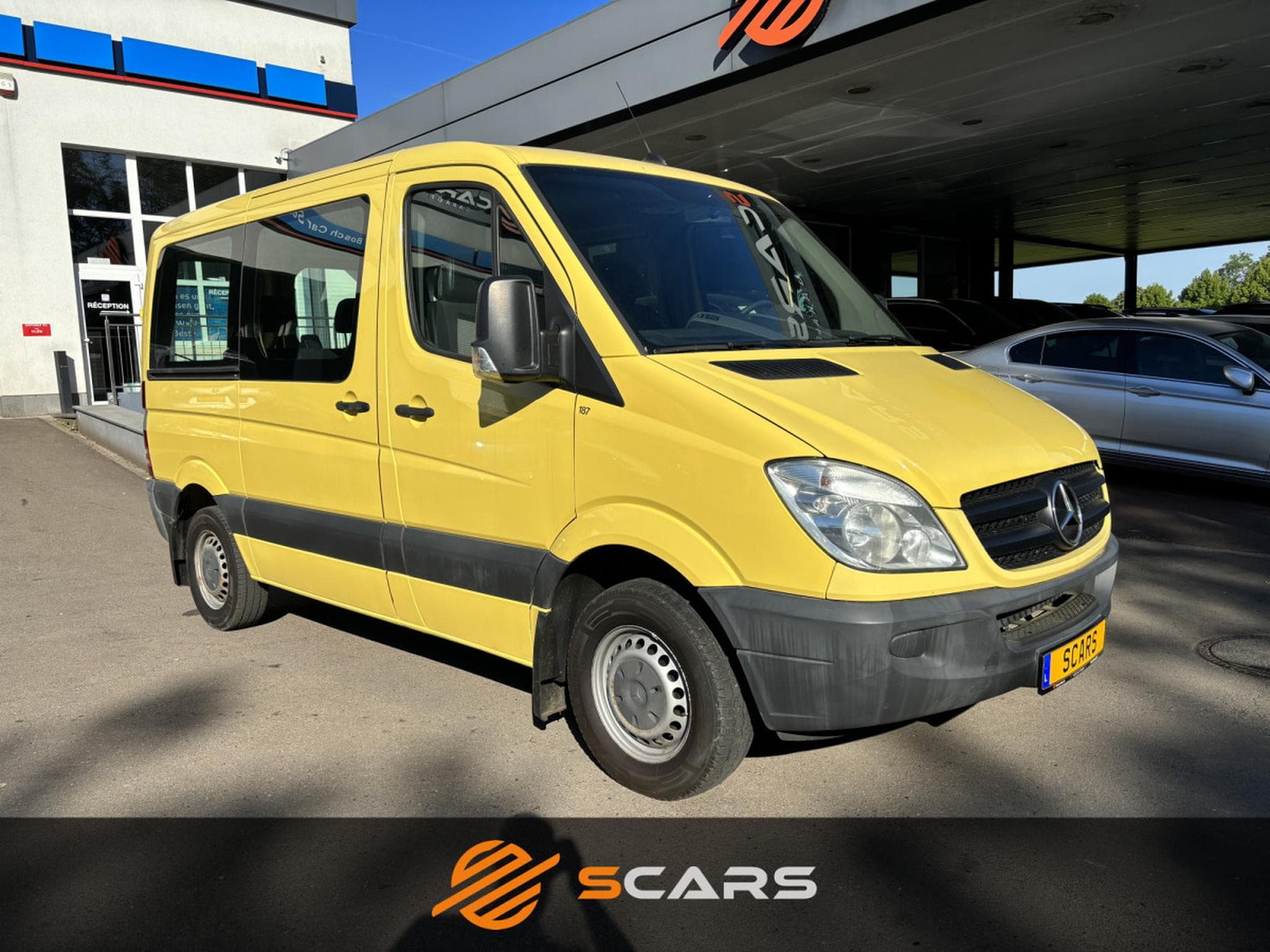 Mercedes Sprinter 107 Cdi 9 places 109cv L1H1 (2011) - Photo 2