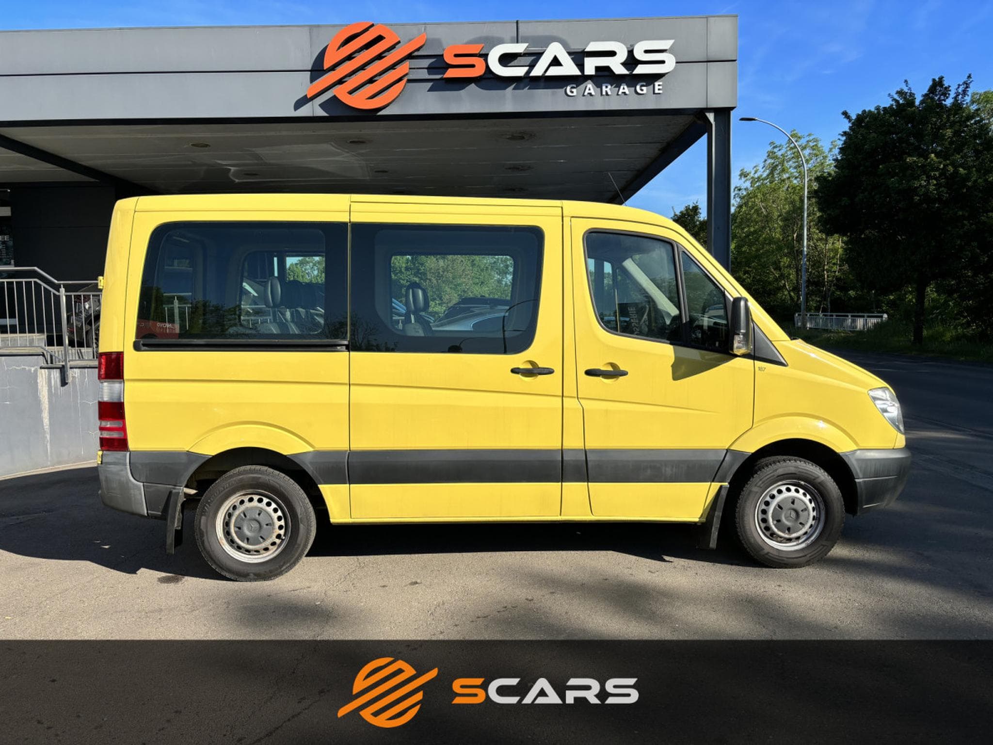 Mercedes Sprinter 107 Cdi 9 places 109cv L1H1 (2011) - Photo 3