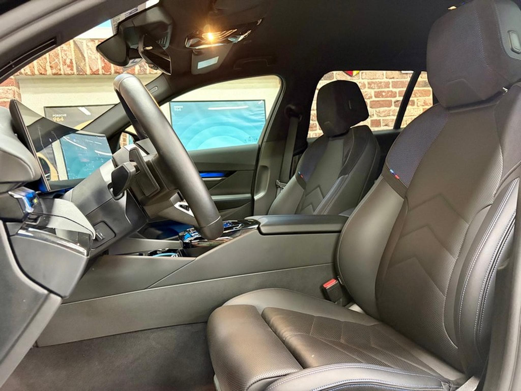 BMW 520 520dA Touring 2.0 197cv Auto HYB-DIE xDrive M-SPORT (2025) - Photo 5