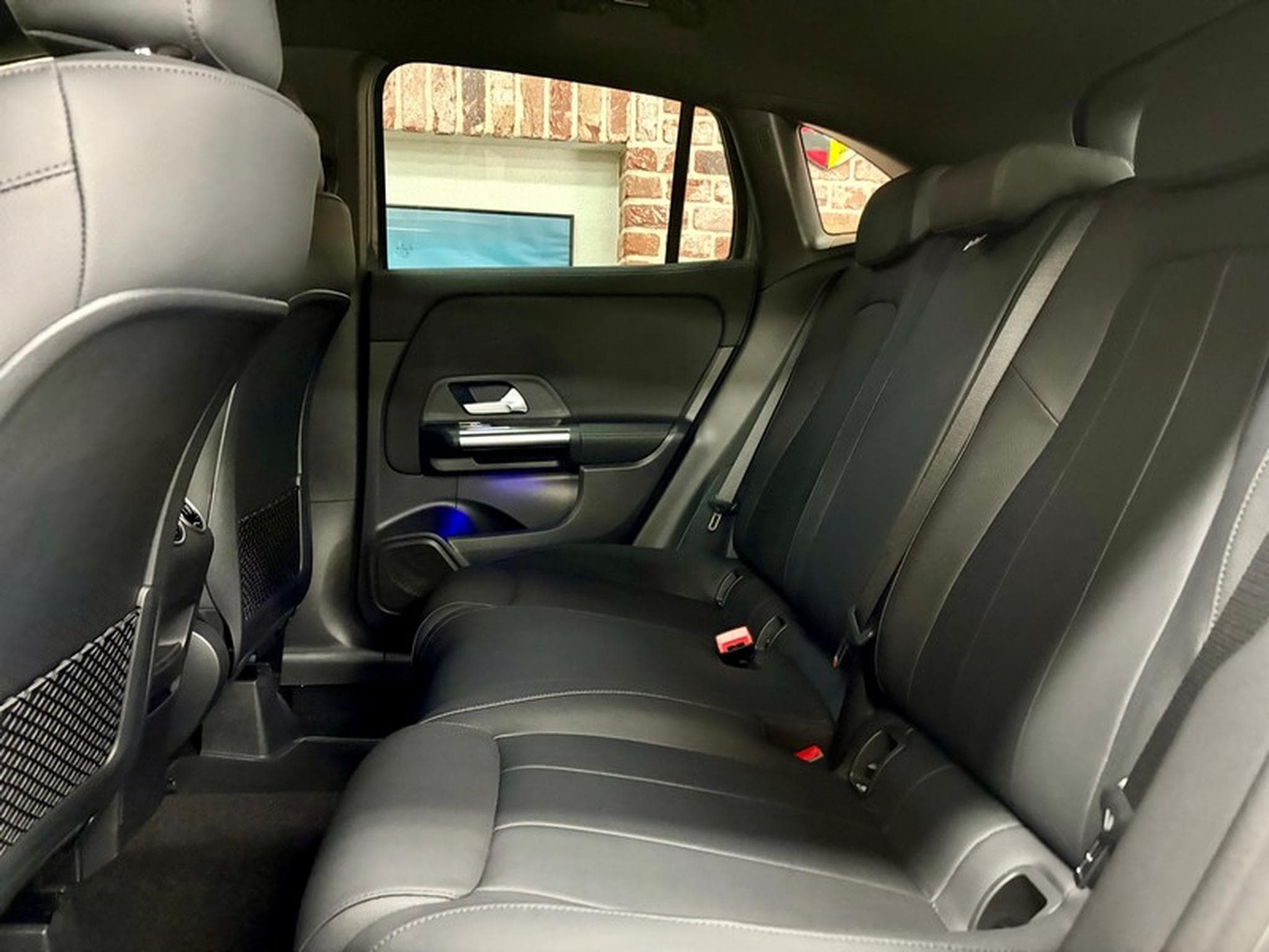 Mercedes GLA 250 GLA 250e 1.3 Hyb-Ess 218cv Auto PROGRESSIVE-LINE (2025) - Photo 6