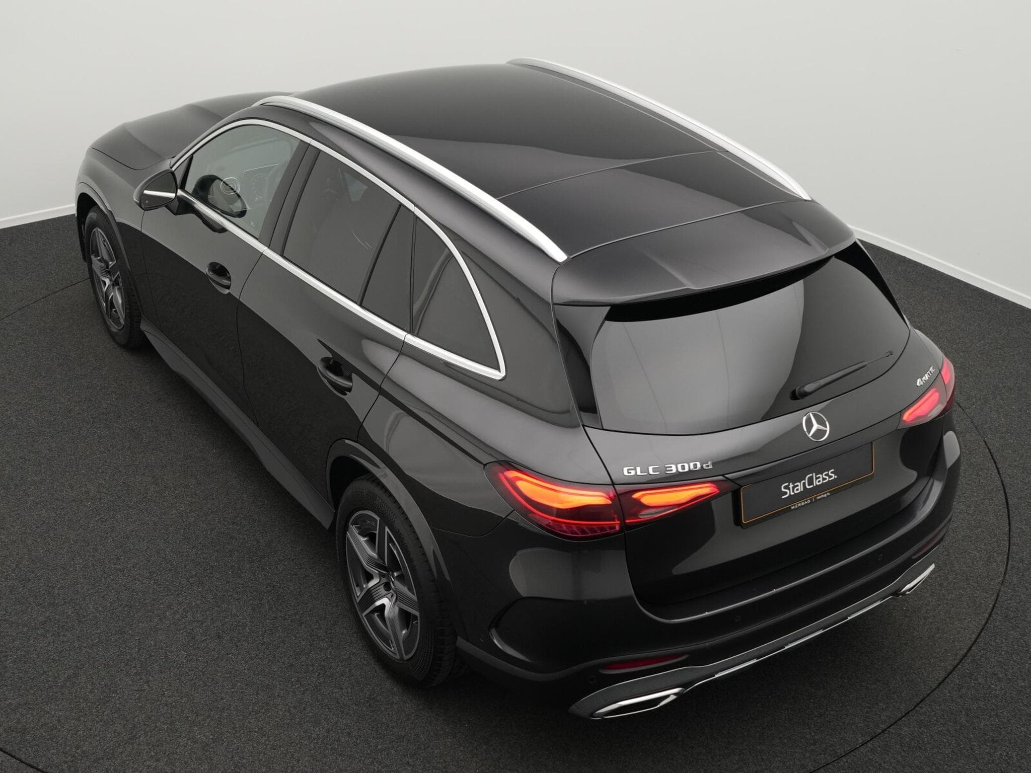 Mercedes GLC 300 d 4M AMG-Line LED+AHK+Totw+Memo (2025) - Photo 11