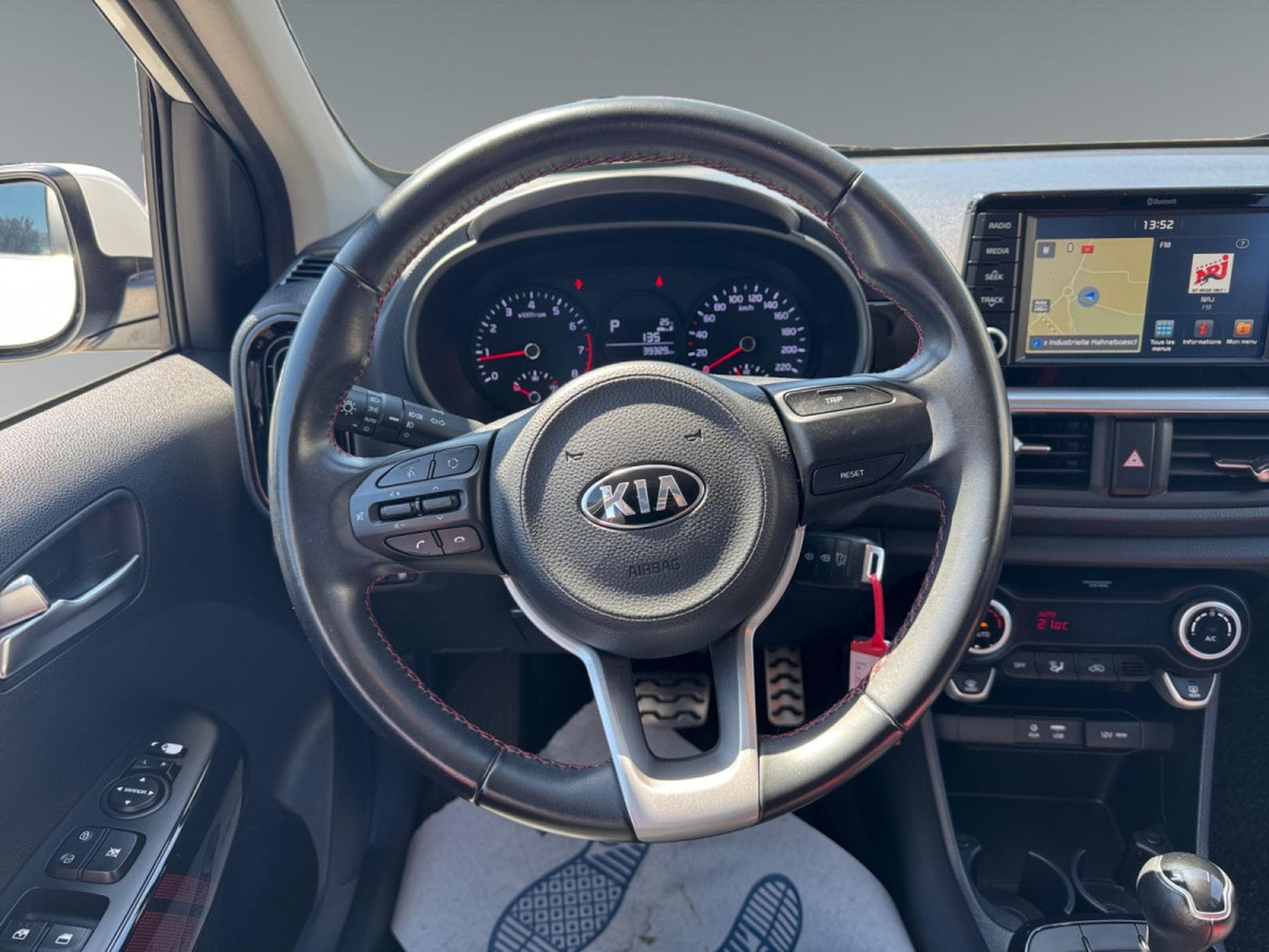 Kia Picanto GT Line 1.2 AT (2018) - Photo 13