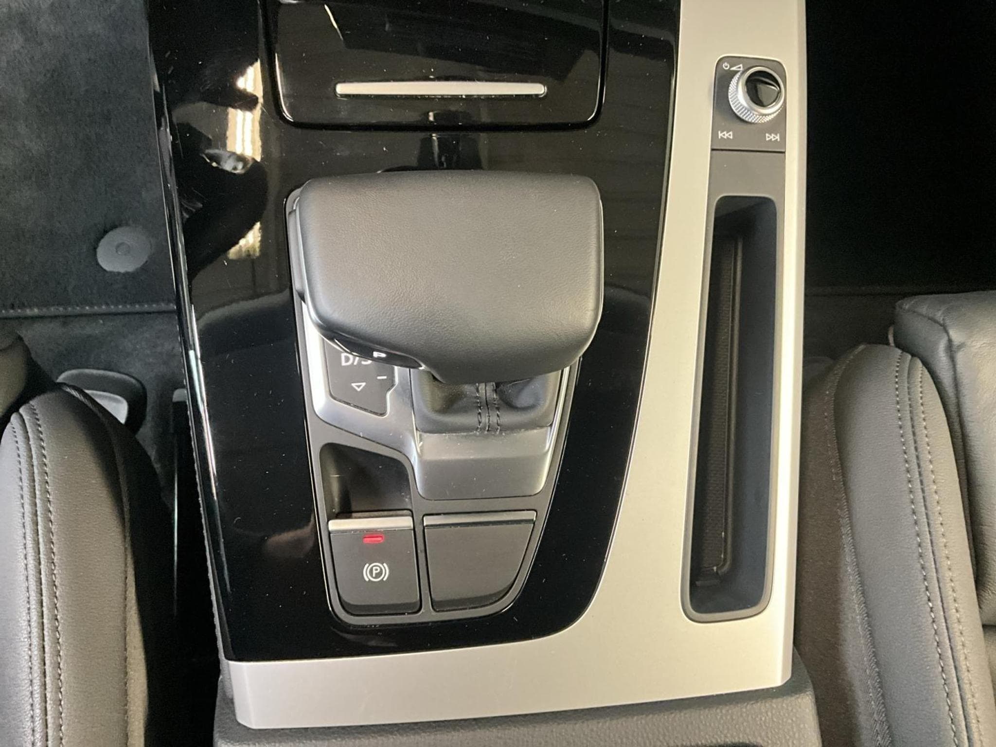 Audi Q5 SB+S-Line+50TDI+Quattro+TipTronic (2022) - Photo 12