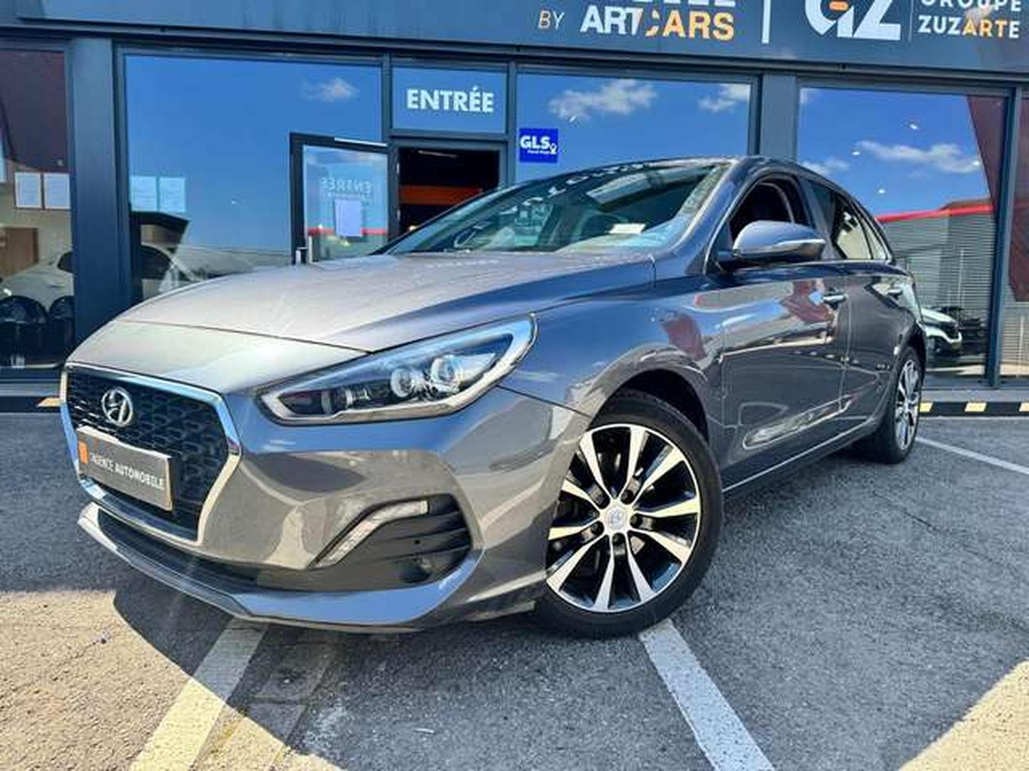 Hyundai i30 1er main / jusqu'à 48 mois de garantie (2019) - Photo 2