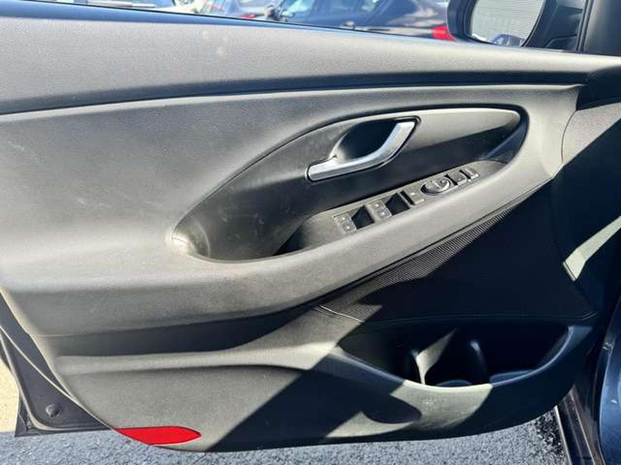 Hyundai i30 1er main / jusqu'à 48 mois de garantie (2019) - Photo 8