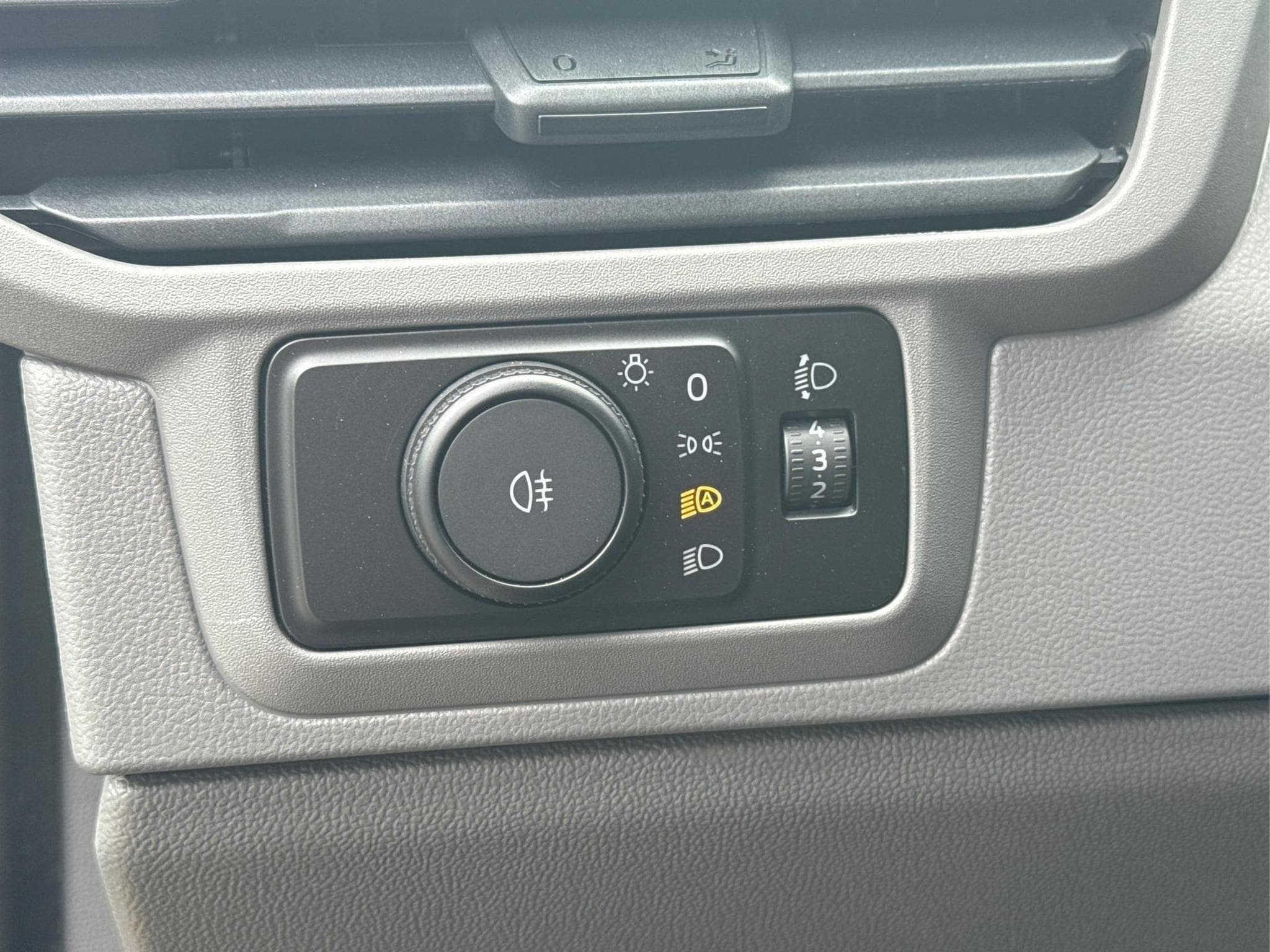 VW T7 Basis (2026) - Photo 16