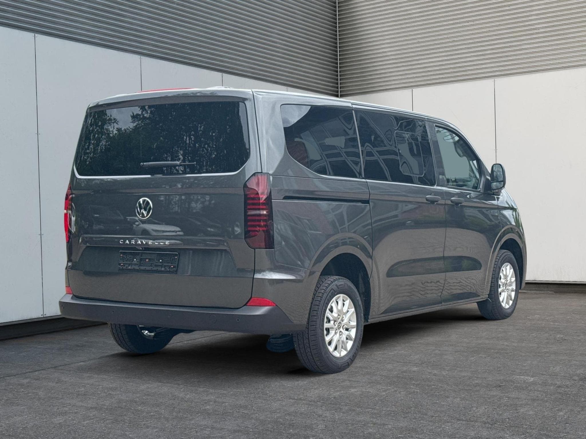 VW T7 Basis (2026) - Photo 3