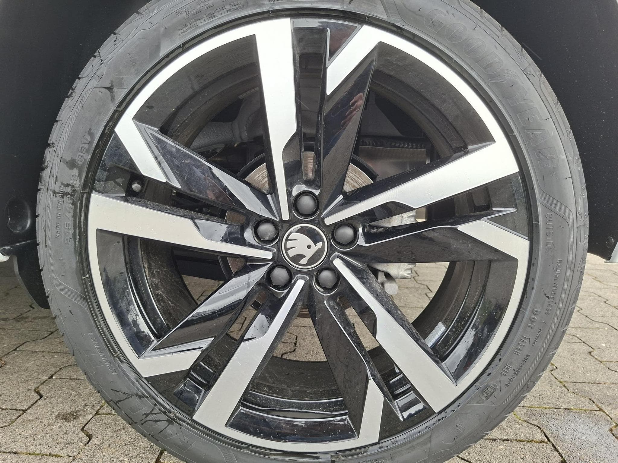 Skoda Kamiq Monte Carlo (2026) - Photo 6