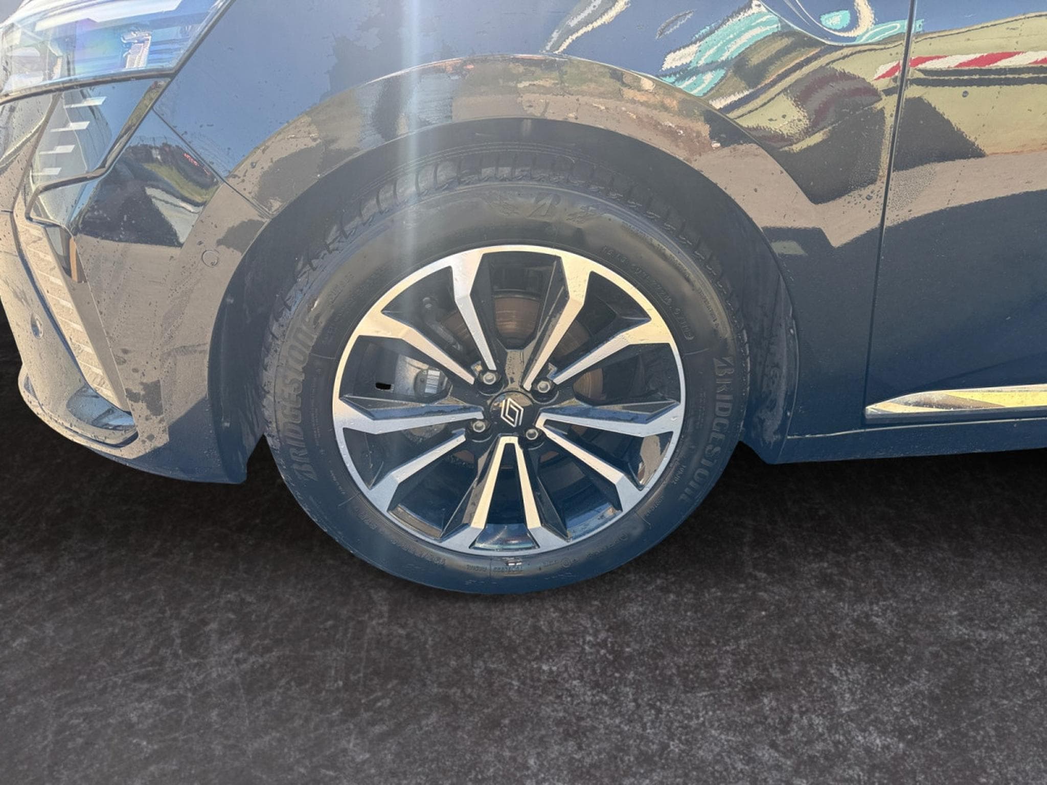 Renault Clio 1.0 Tce Techno (2025) - Photo 5