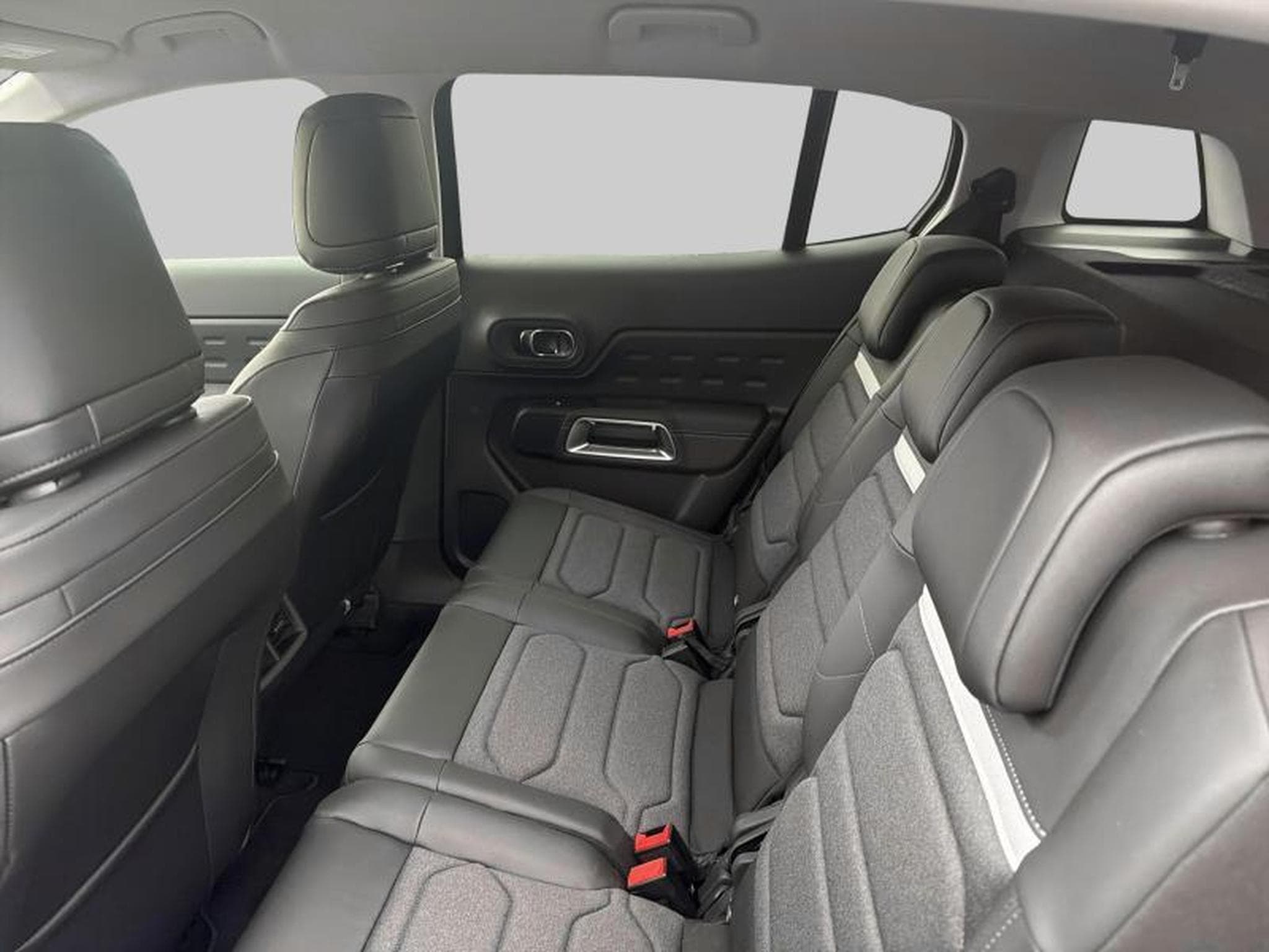 Citroen C5 Aircross Business (2025) - Photo 12