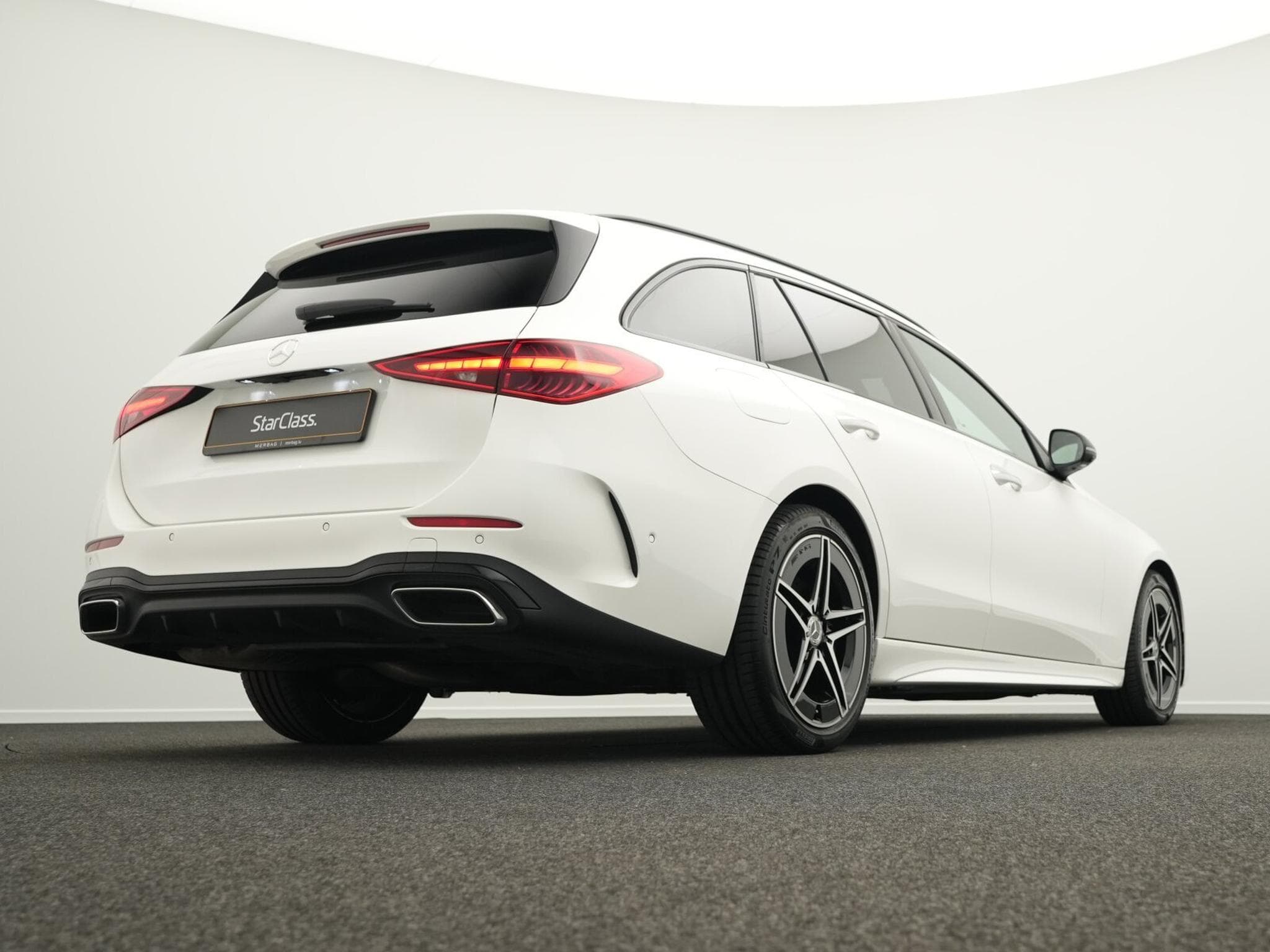 Mercedes C 300 d T AMG-Line Digital+360°+Night+Distr+18" (2025) - Photo 9