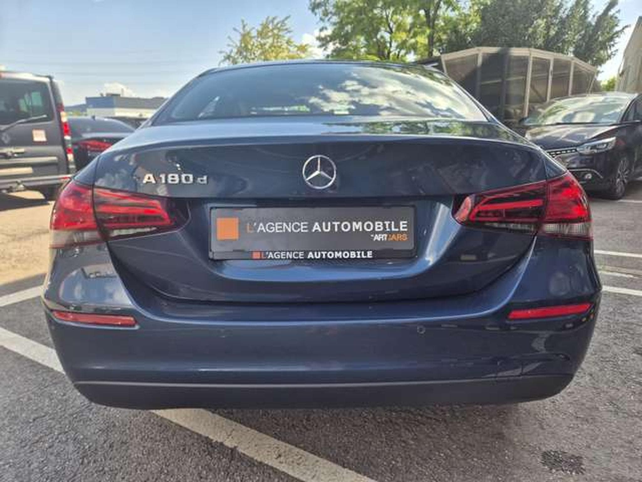 Mercedes A 180 A 180d Berline BM6 jusqu'à 48 mois de garantie (2021) - Photo 6