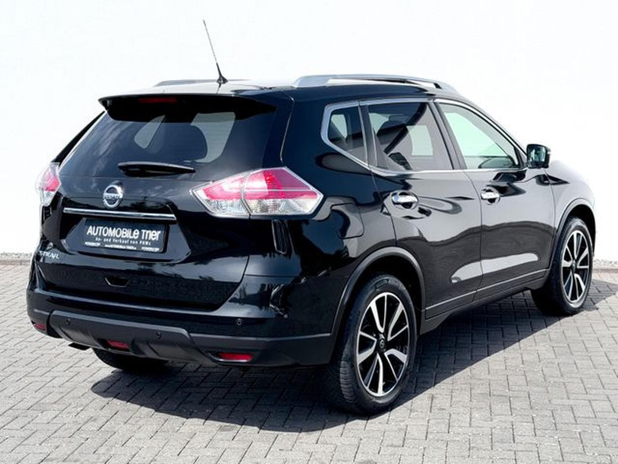 Nissan X-Trail X-Trail 2.0 dCi Automatik /NAVI/LED/360°CAM/ (2017) - Photo 5