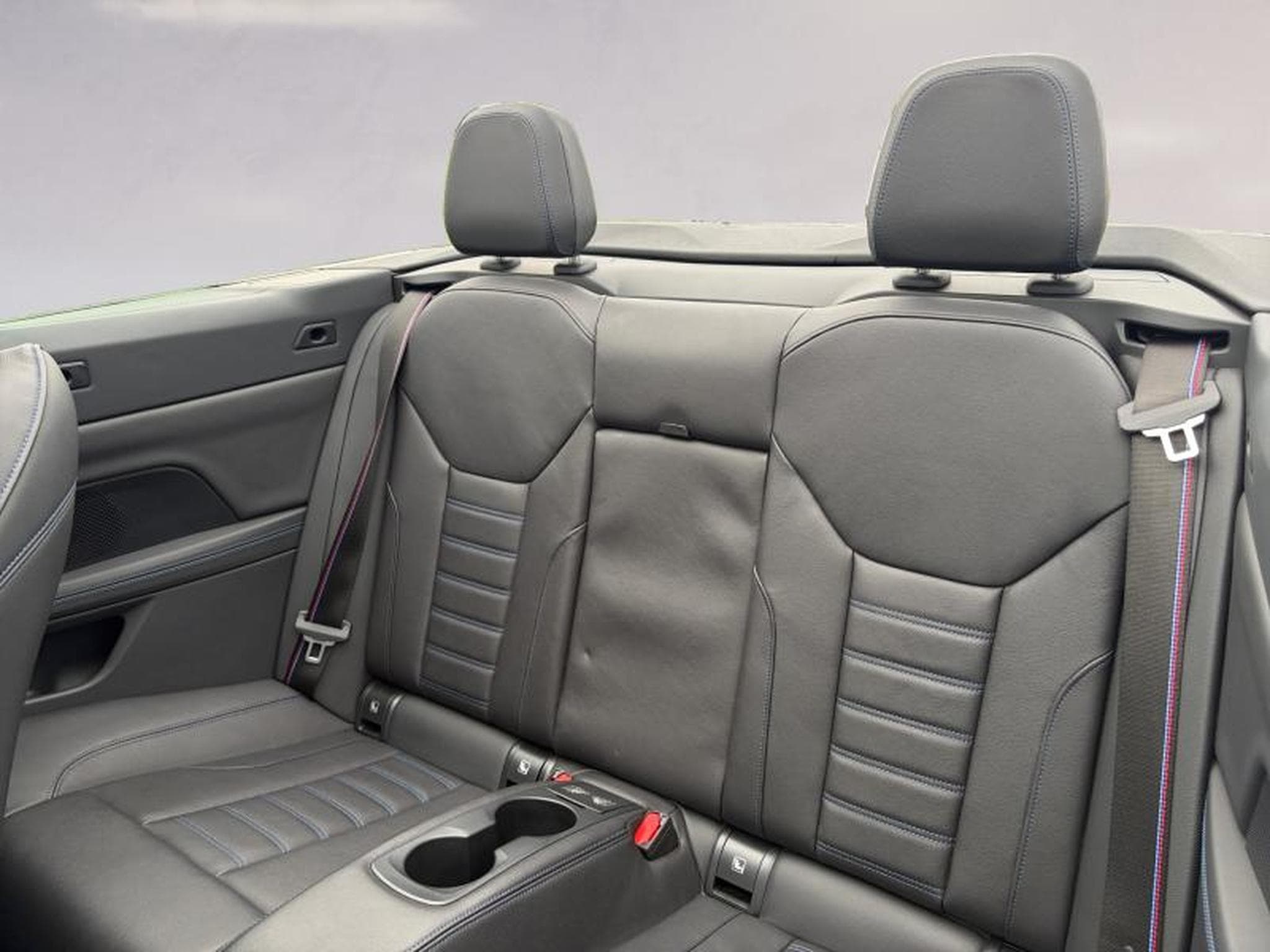BMW 420 420i Cabrio Kit M Sport (2025) - Photo 12