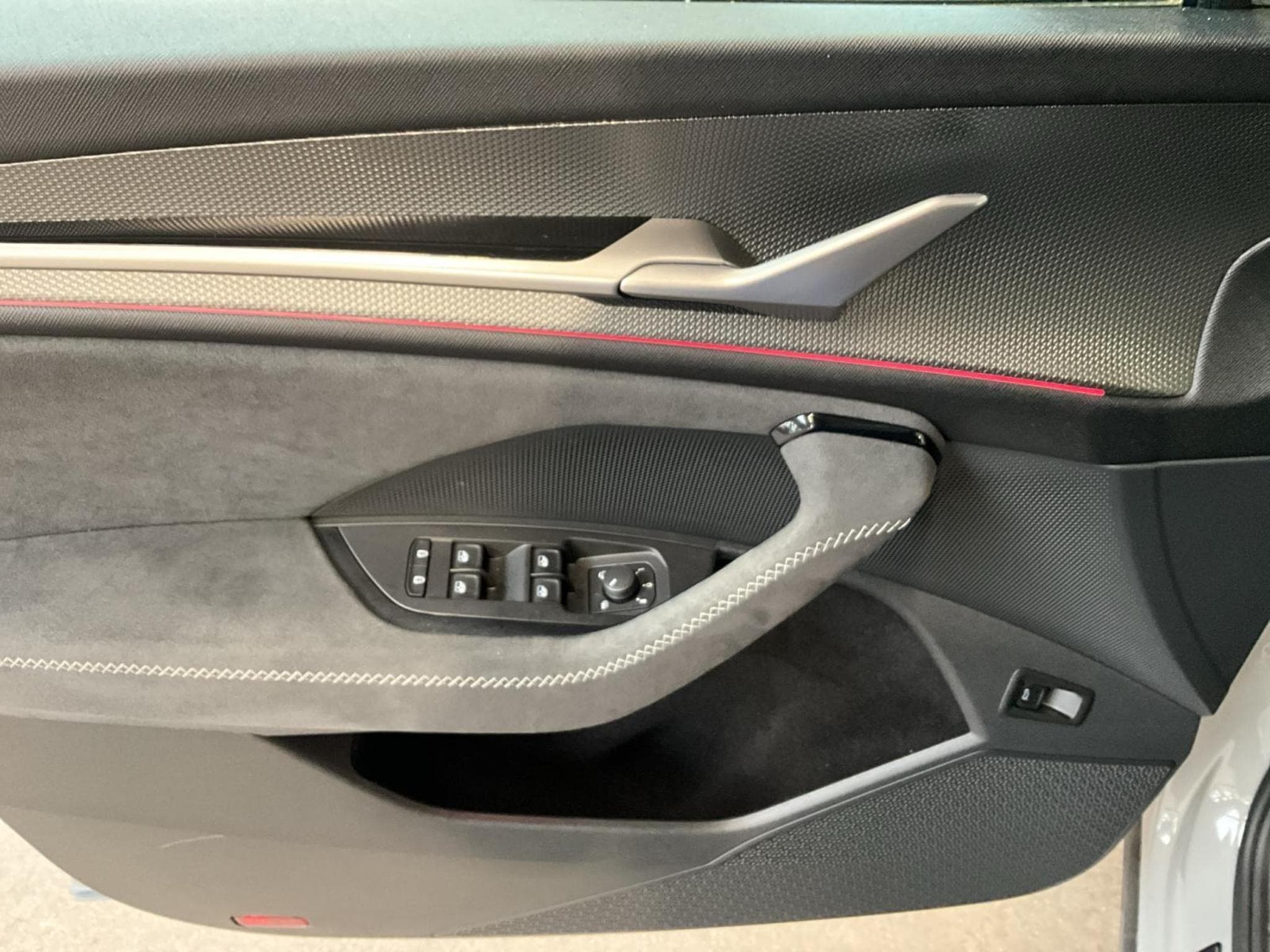 Skoda Kodiaq Sportline+DSG+4x4+PackClever+AHK+Pano (2024) - Photo 14