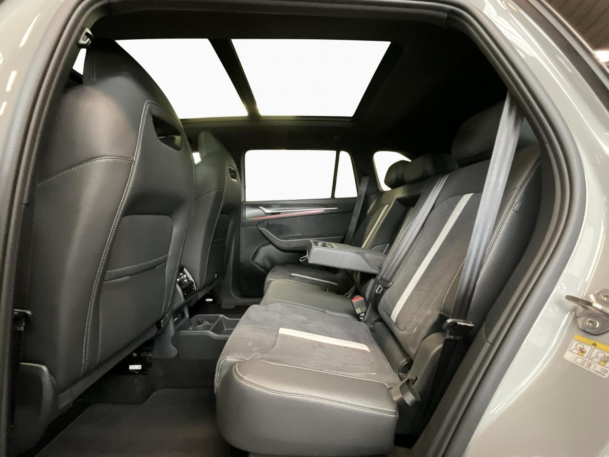 Skoda Kodiaq Sportline+DSG+4x4+PackClever+AHK+Pano (2024) - Photo 16