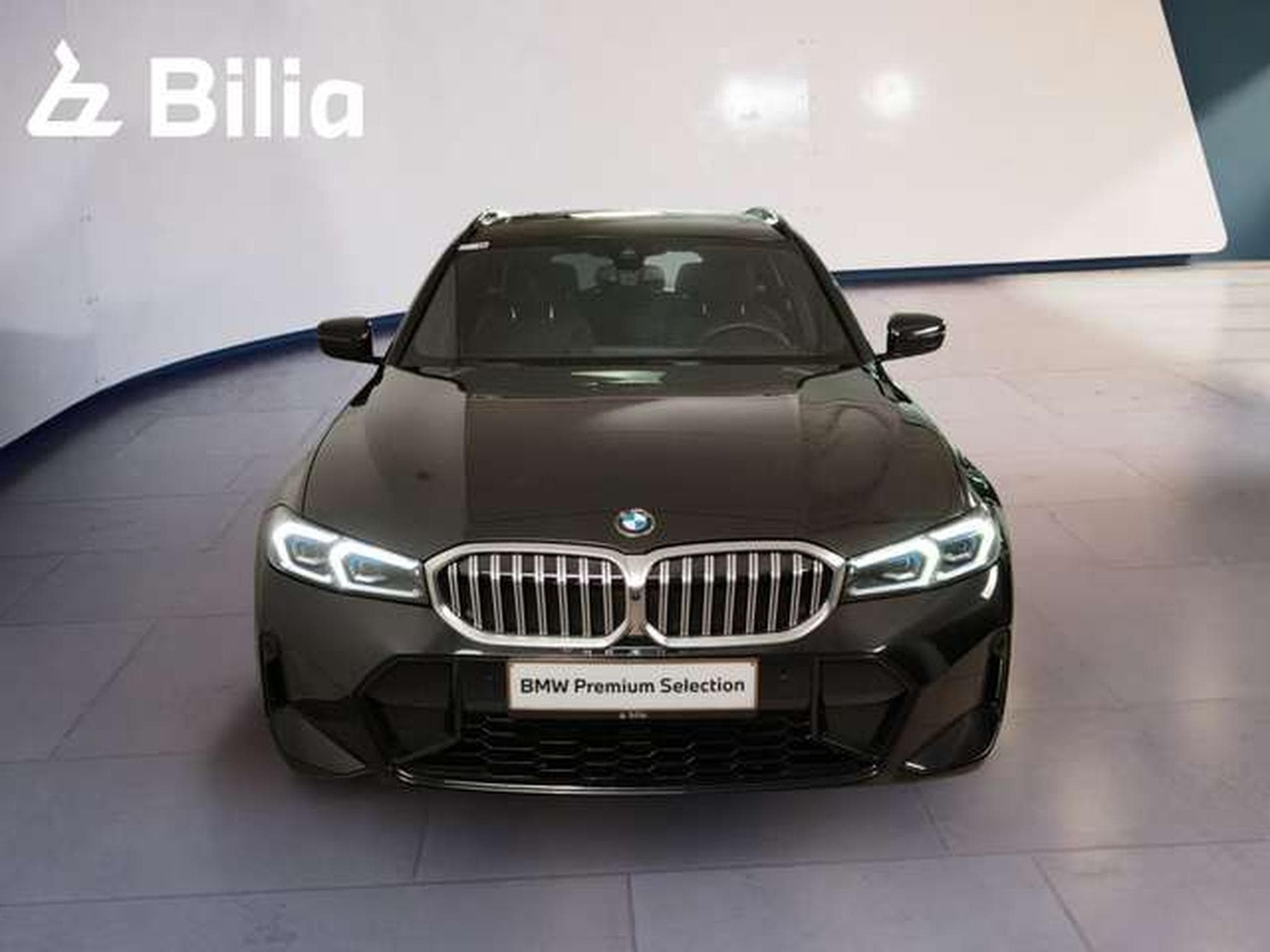 BMW 330 i xDrive Head-Up HiFi DAB LED (2025) - Photo 2