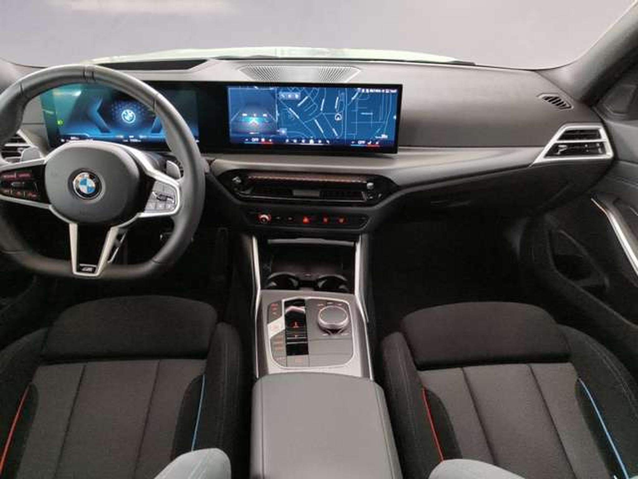 BMW 320 d xDrive Head-Up HiFi DAB LED (2025) - Photo 5