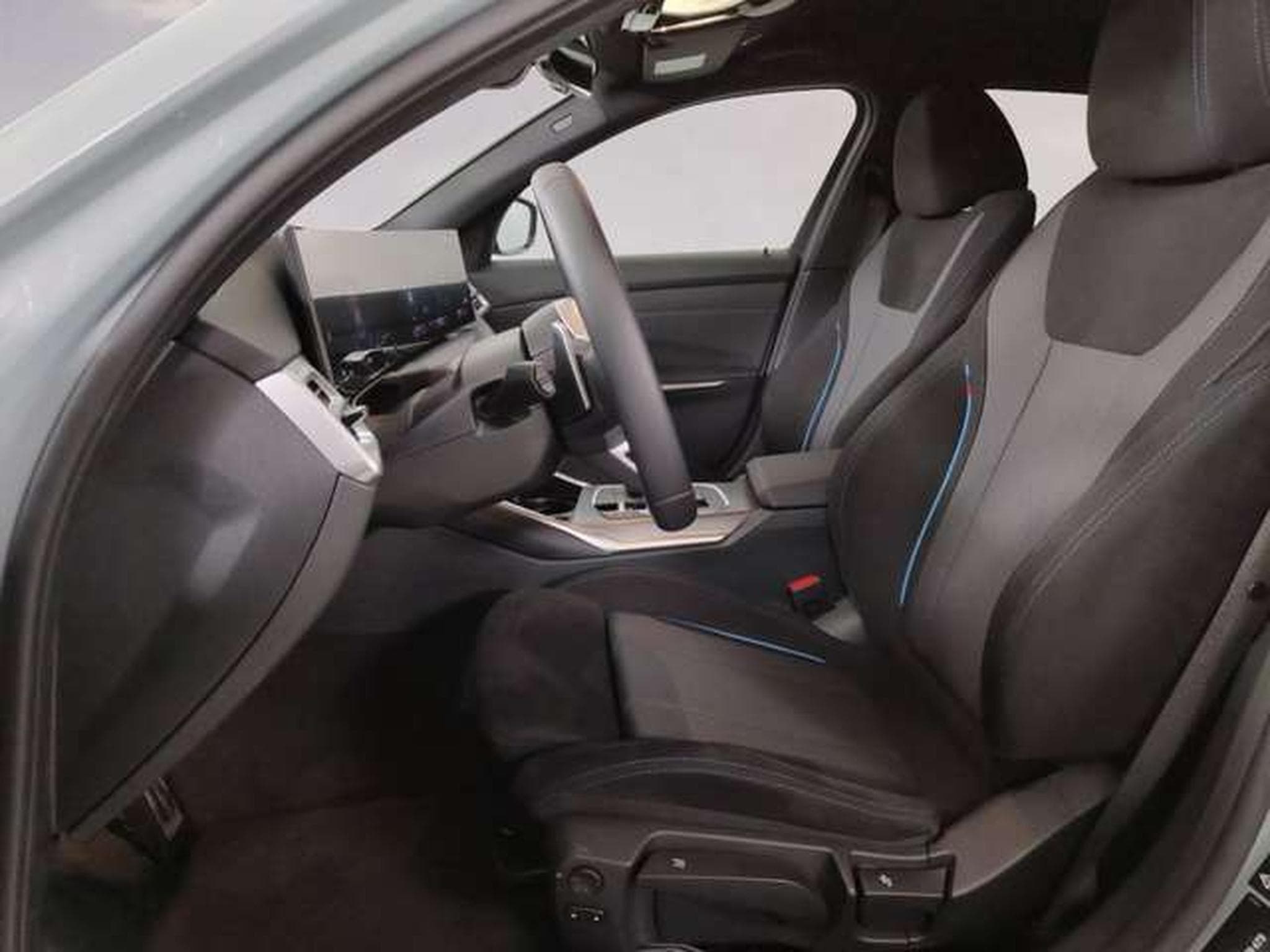 BMW 320 d xDrive Head-Up HiFi DAB LED (2025) - Photo 8