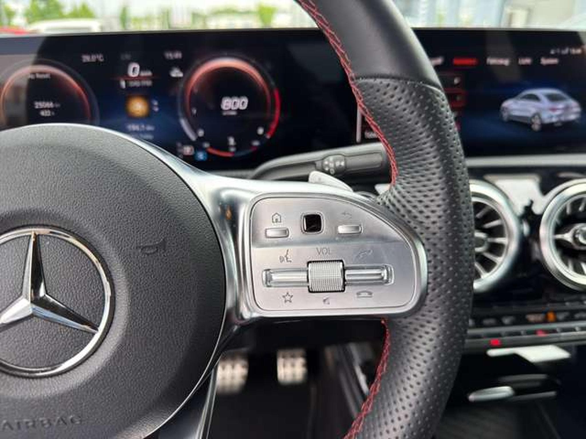 Mercedes CLA 200 AMG Line/Multi-Beam/Blind-Spot/Navi (2023) - Photo 20