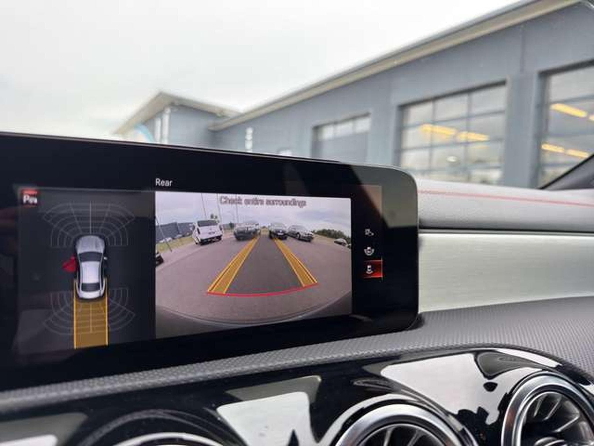 Mercedes CLA 200 AMG Line/Multi-Beam/Blind-Spot/Navi (2023) - Photo 21