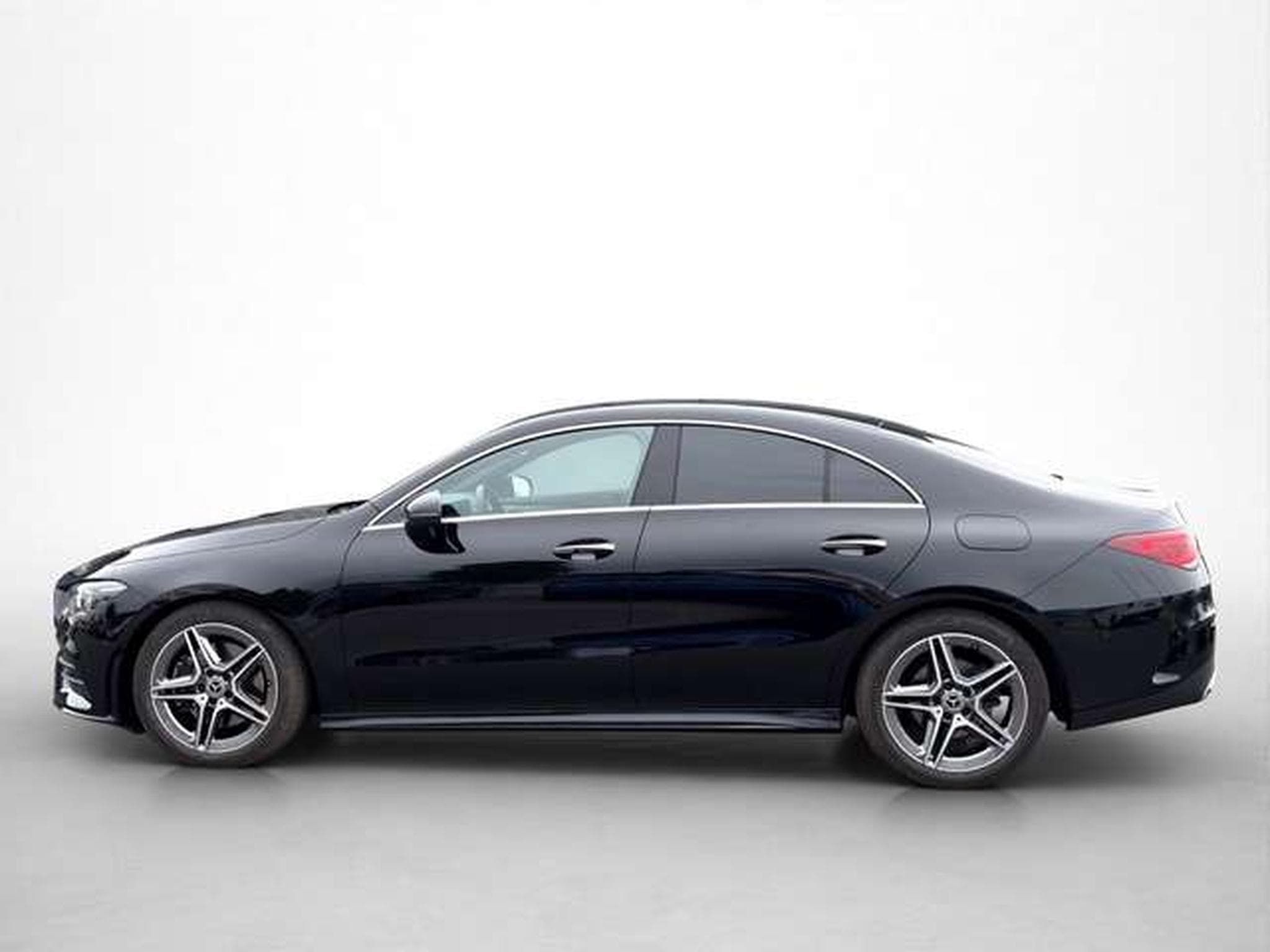 Mercedes CLA 200 AMG Line/Multi-Beam/Blind-Spot/Navi (2023) - Photo 3