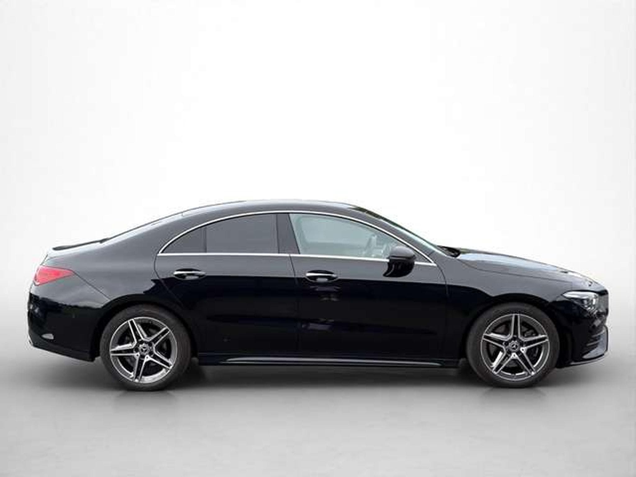 Mercedes CLA 200 AMG Line/Multi-Beam/Blind-Spot/Navi (2023) - Photo 7