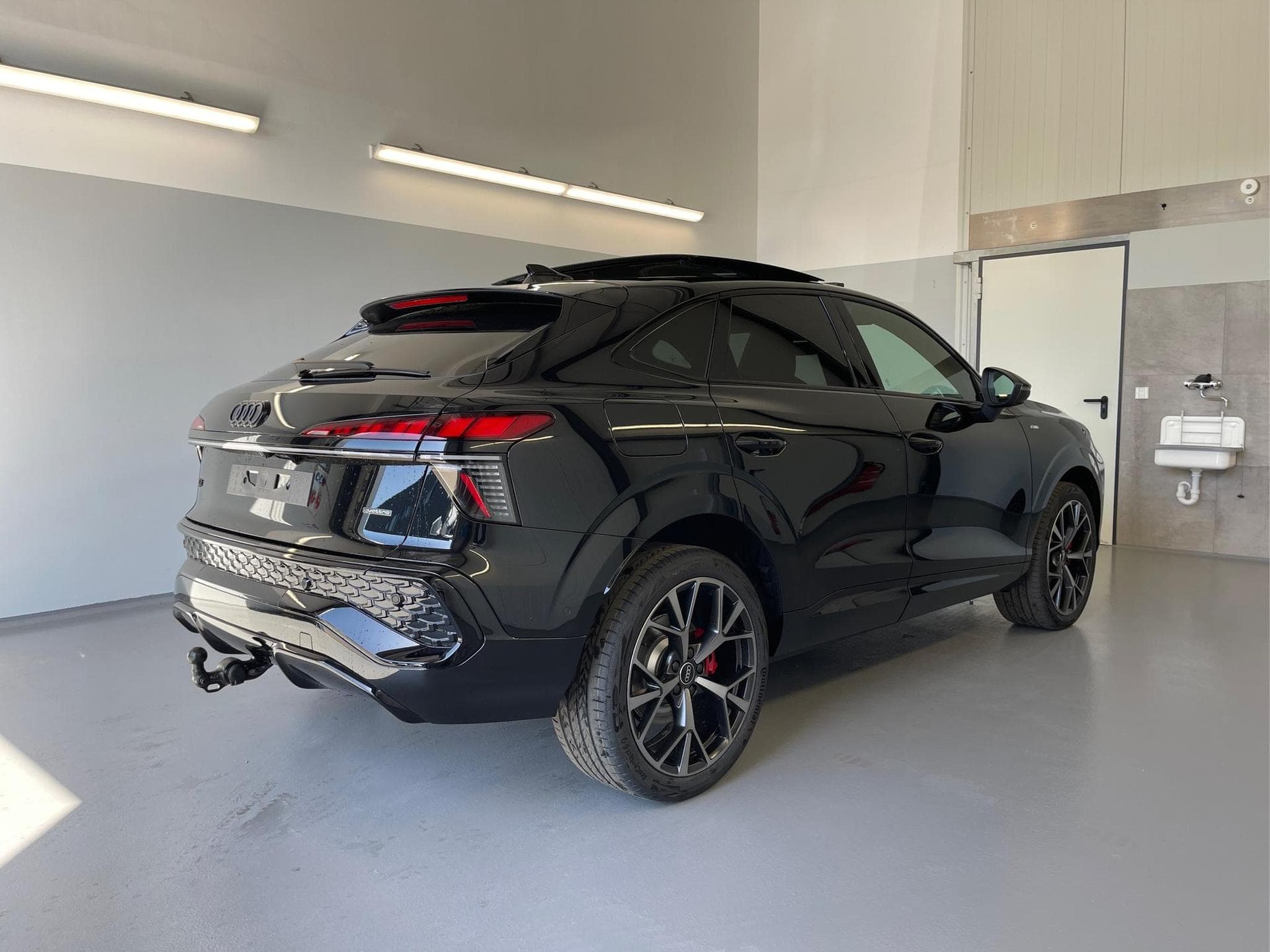Audi Q3 Sportback NEU (2026) - Photo 4