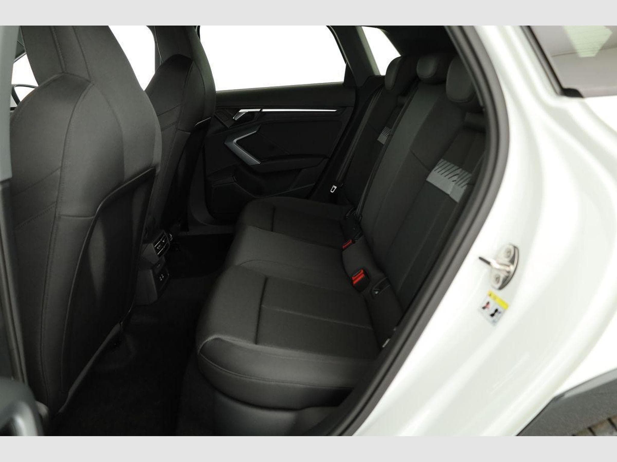 Audi A3 TFSI quattro 150 kW (2026) - Photo 11