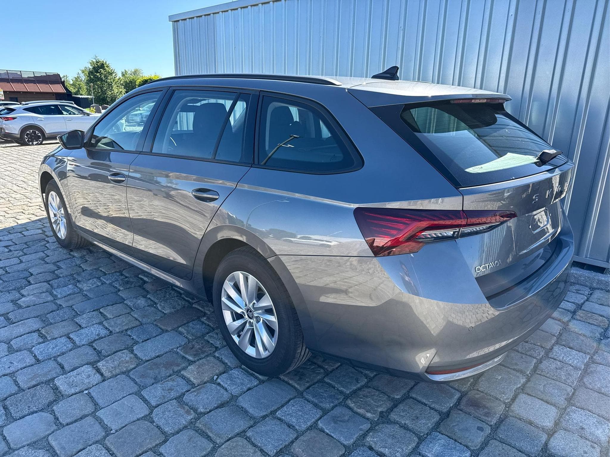 Skoda Octavia Selection 2,0 TDI (2026) - Photo 4